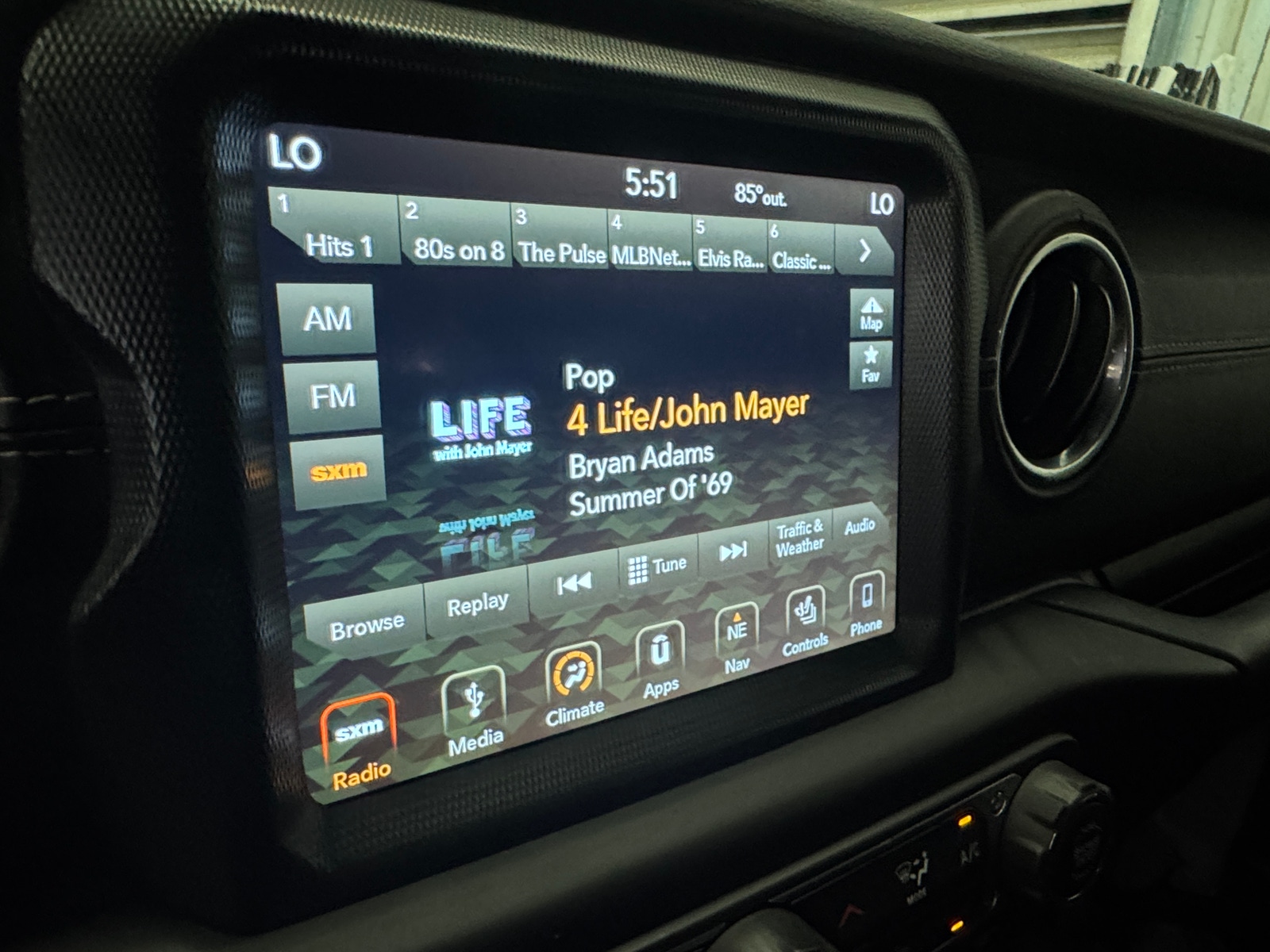 Thumbnail: 2018 Jeep Wrangler - 3