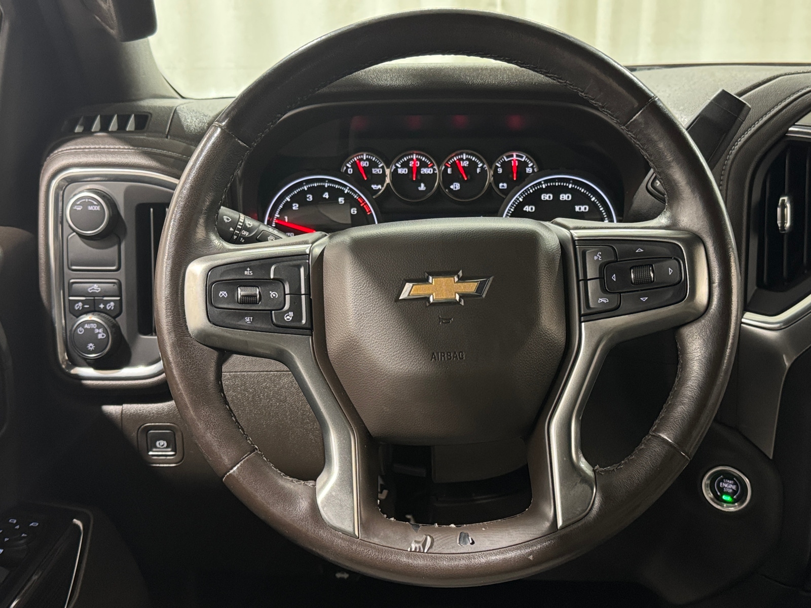 Thumbnail: 2020 Chevrolet Silverado 1500 - 5