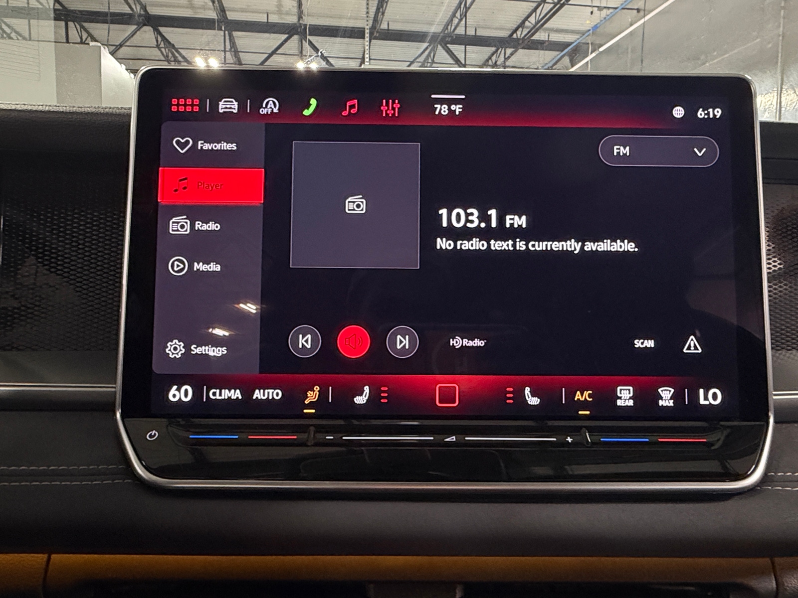 Thumbnail: 2026 Volkswagen Tiguan - 4