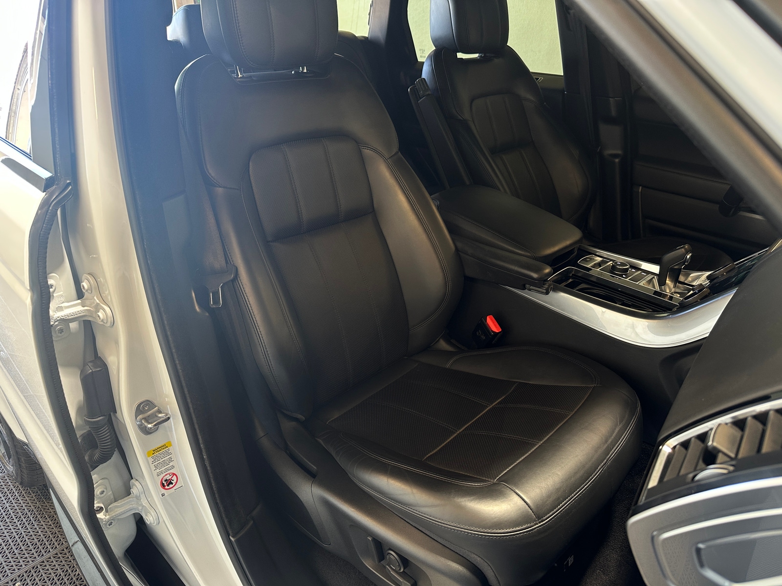 Thumbnail: 2021 Land Rover Range Rover Sport - 2