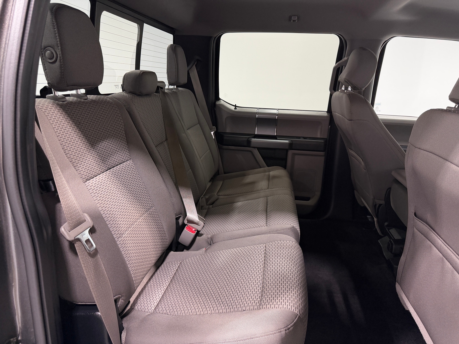Thumbnail: 2015 Ford Econoline - 6