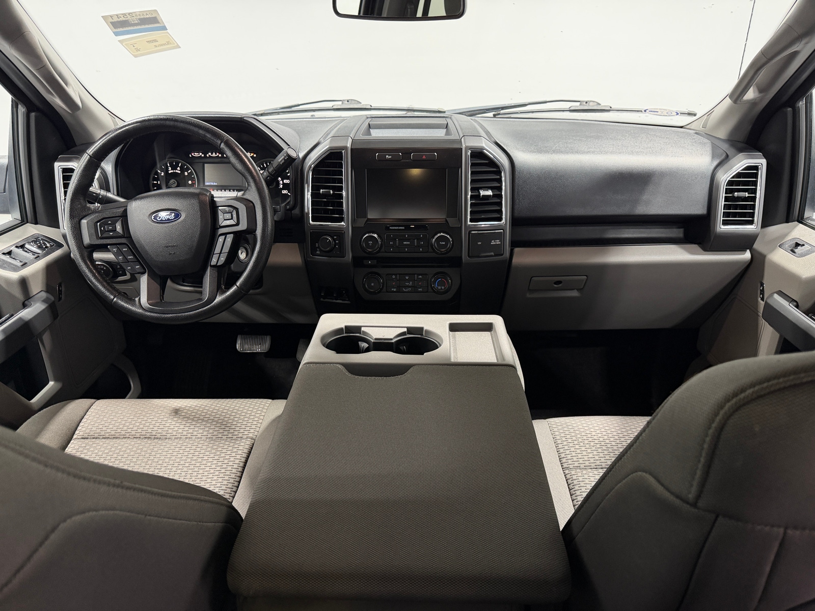 Thumbnail: 2015 Ford Econoline - 3