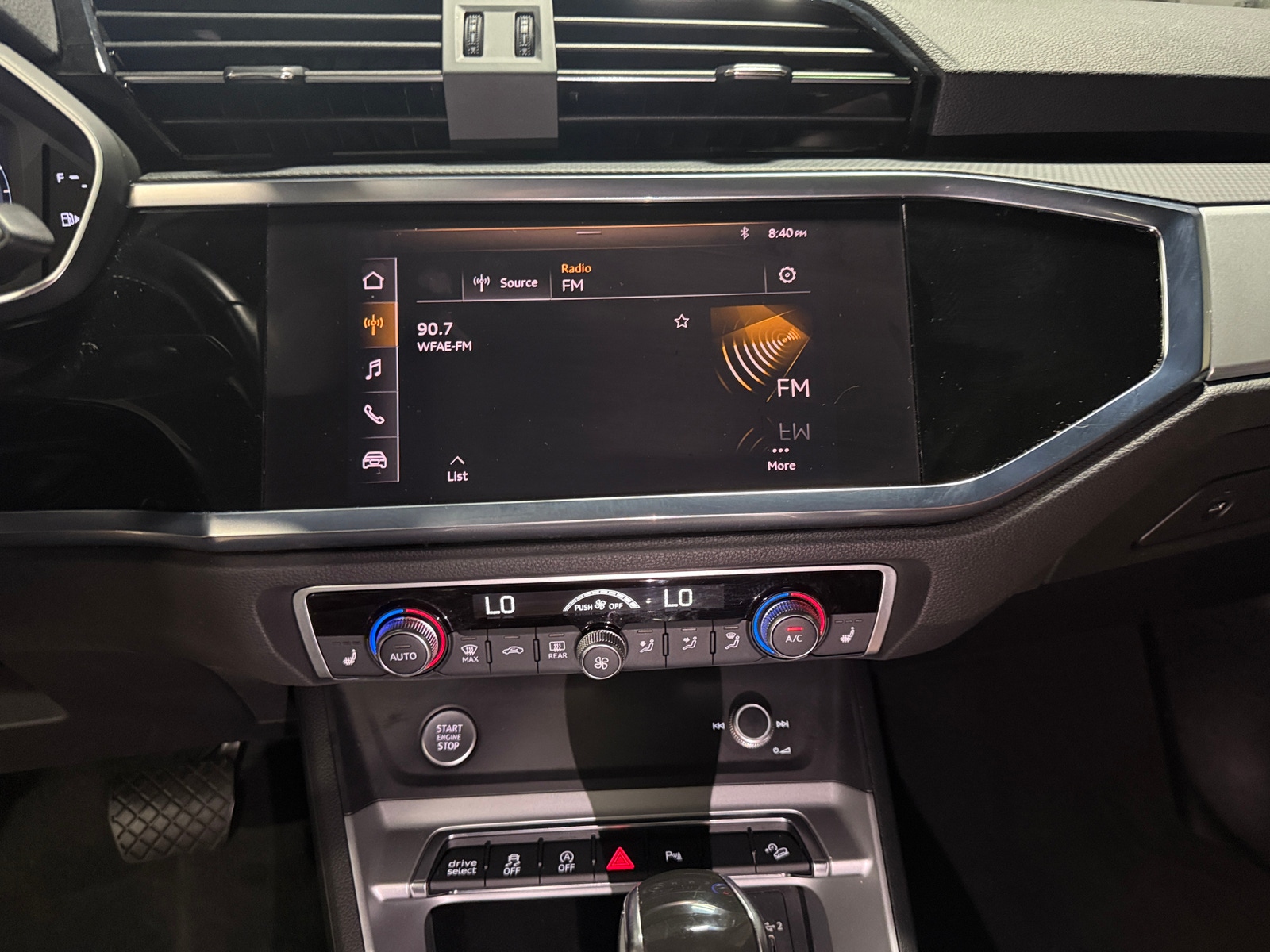 Thumbnail: 2020 Audi Q3 - 3