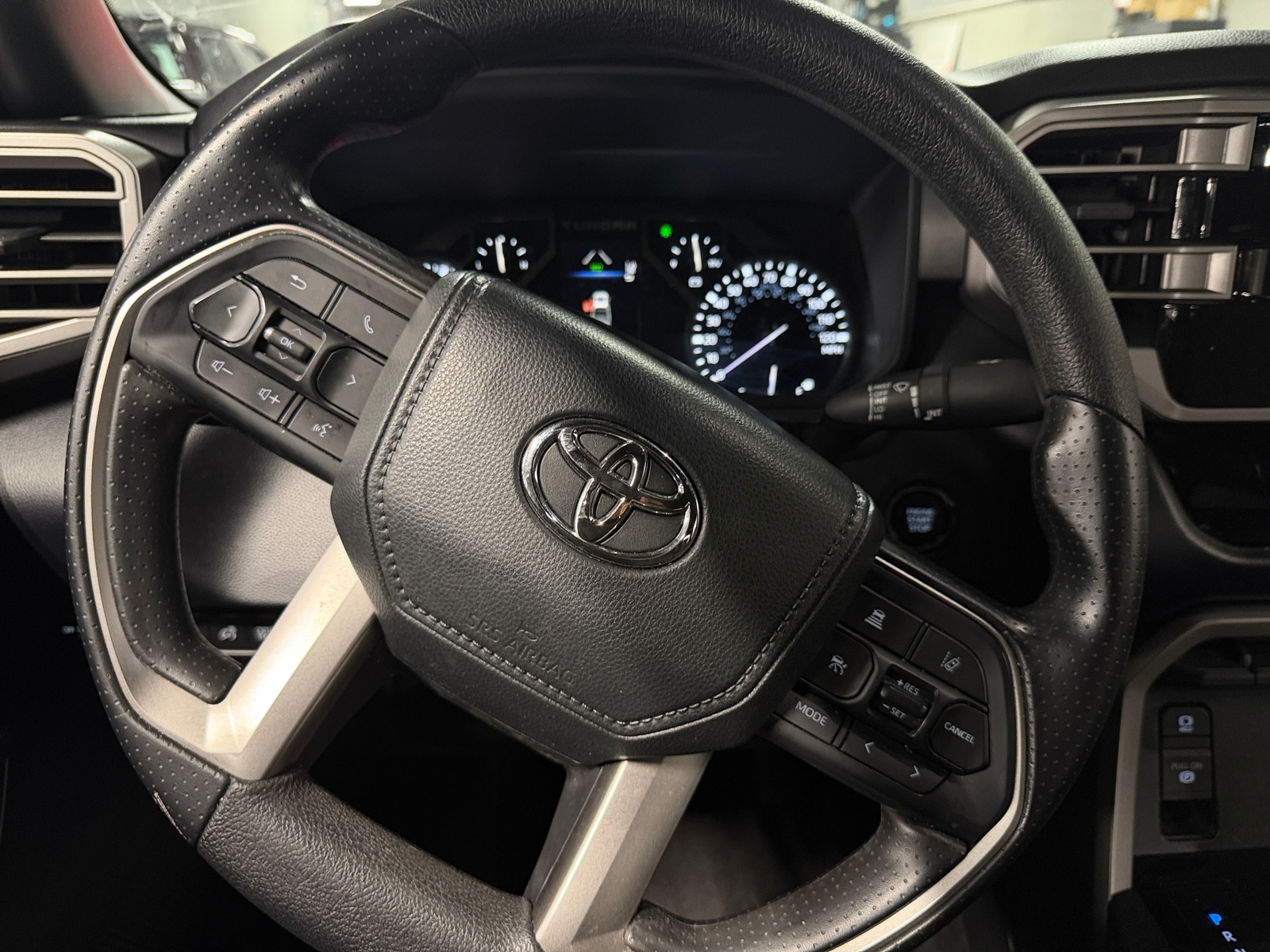 Thumbnail: 2025 Toyota Tundra - 5