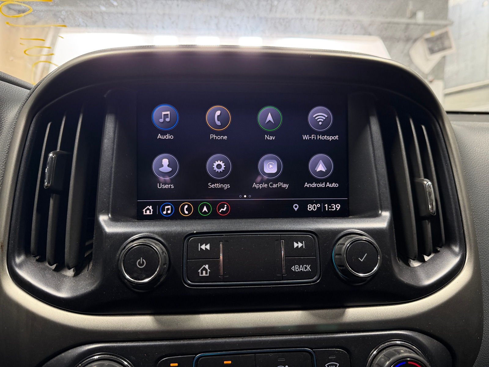 Thumbnail: 2021 Chevrolet Colorado - 3