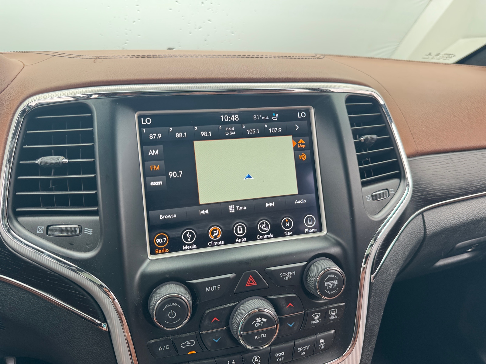 Thumbnail: 2018 Jeep Grand Cherokee - 3