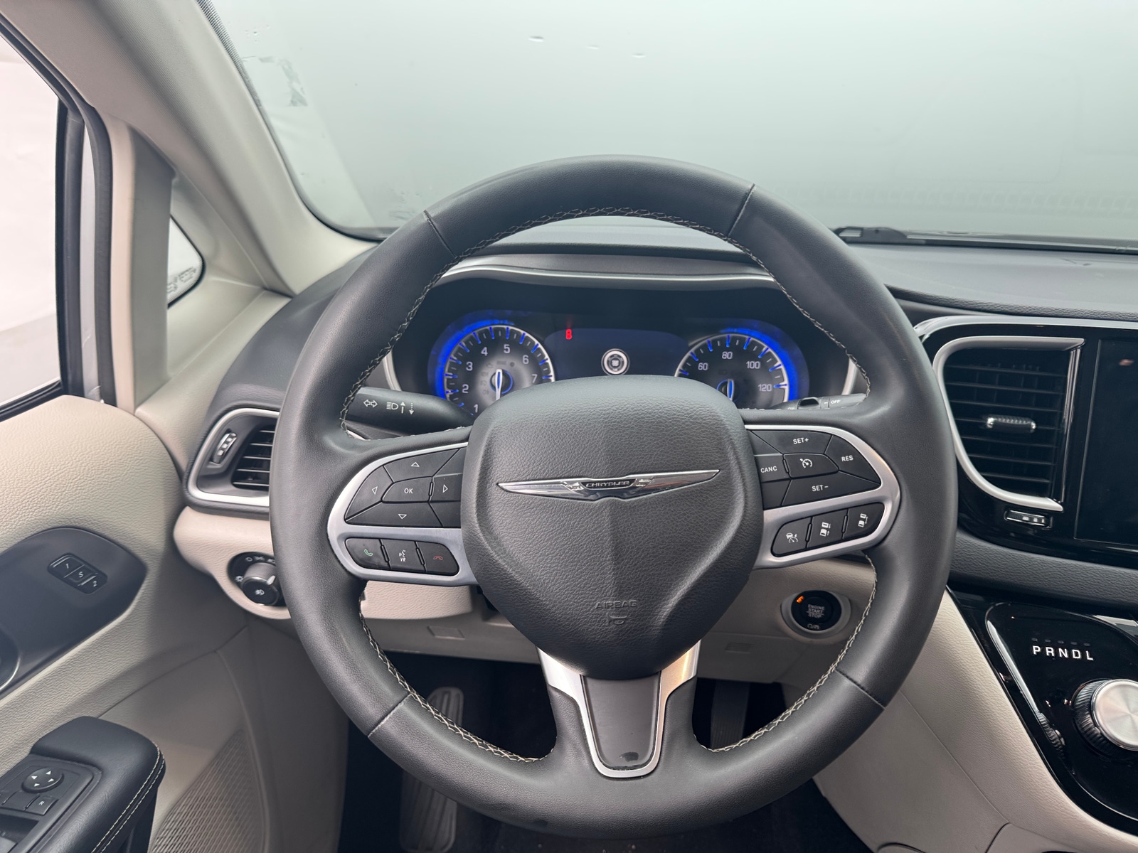 Thumbnail: 2024 Chrysler Pacifica - 4