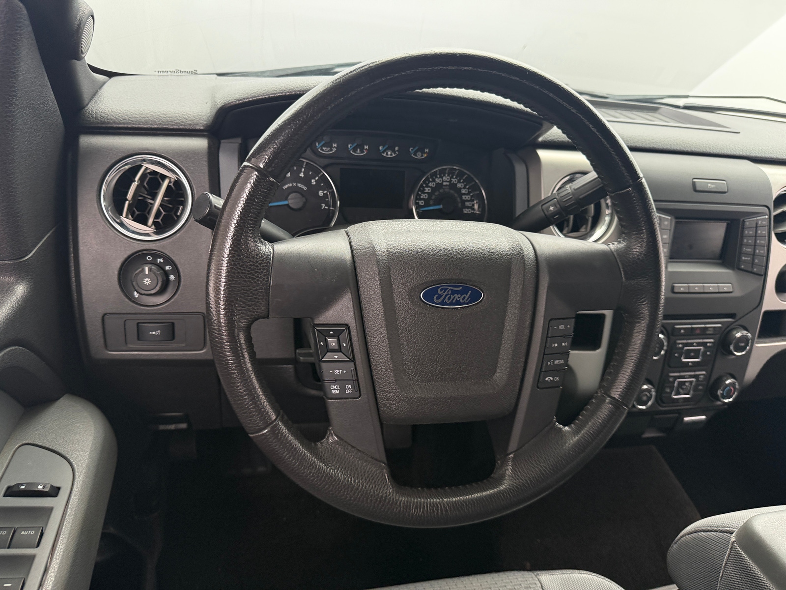 Thumbnail: 2014 Ford Econoline - 5