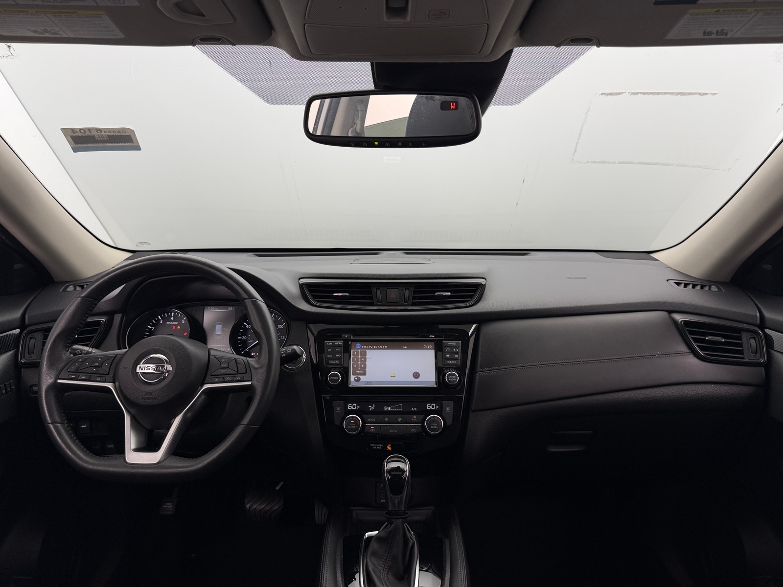 Thumbnail: 2017 Nissan Rogue - 2