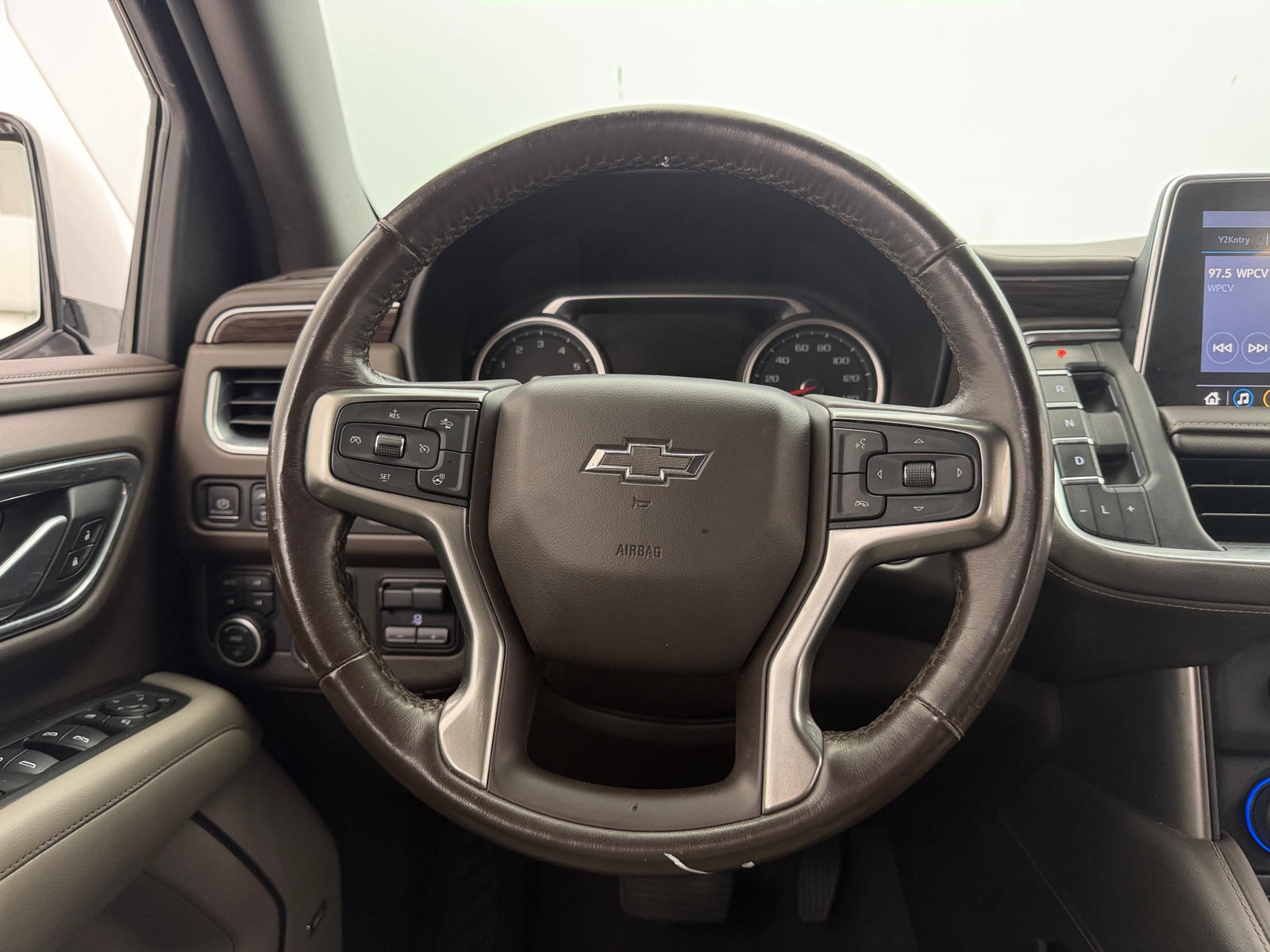 Thumbnail: 2021 Chevrolet Suburban - 4