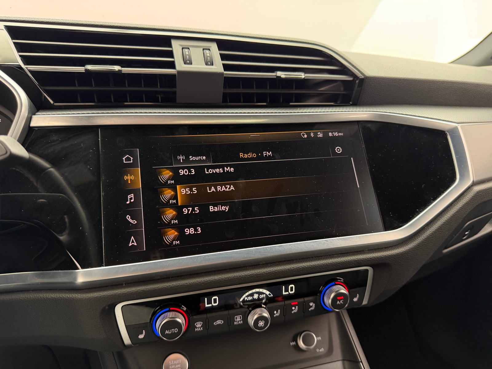 Thumbnail: 2020 Audi Q3 - 3