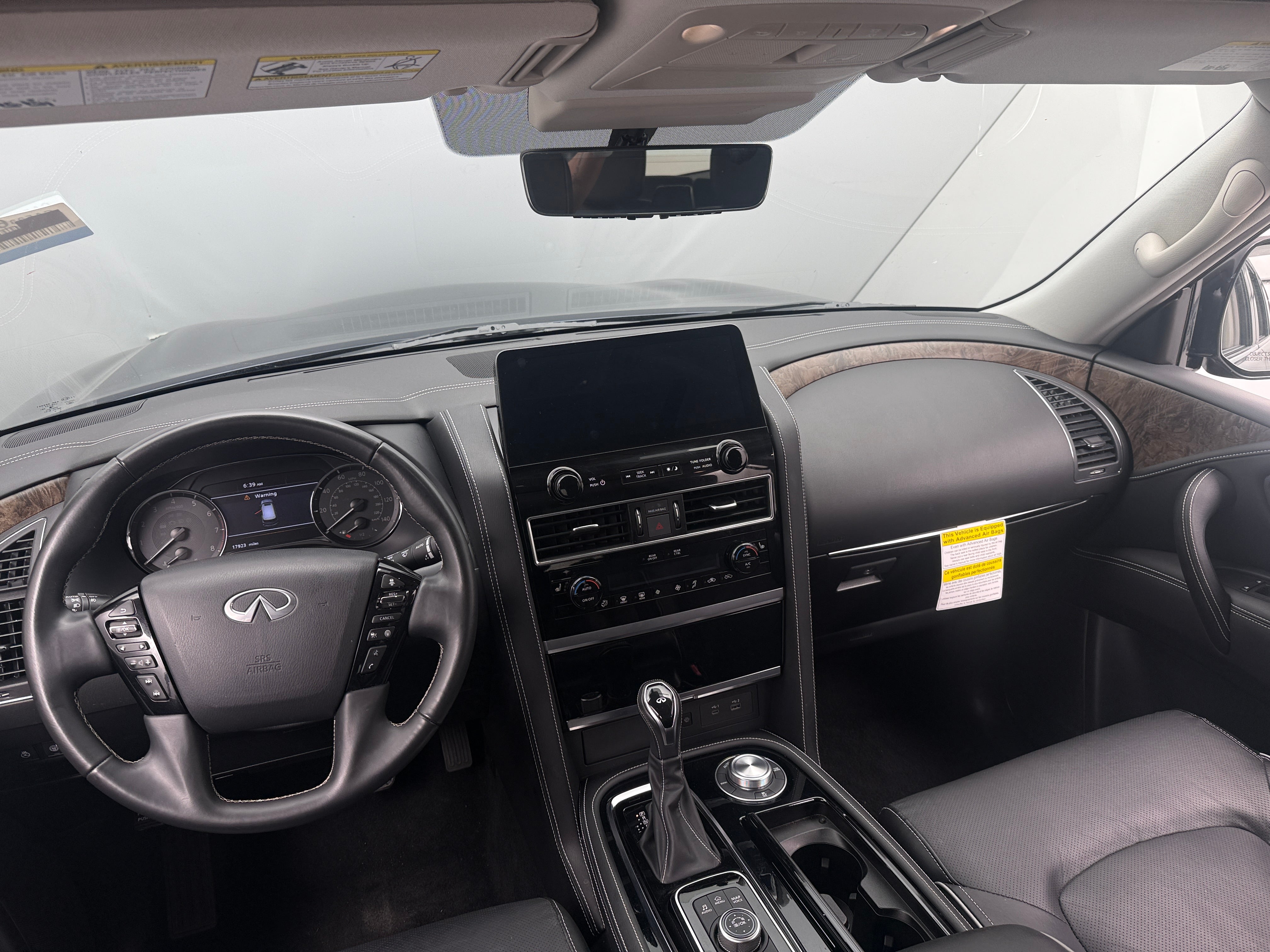 2023 INFINITI QX80
