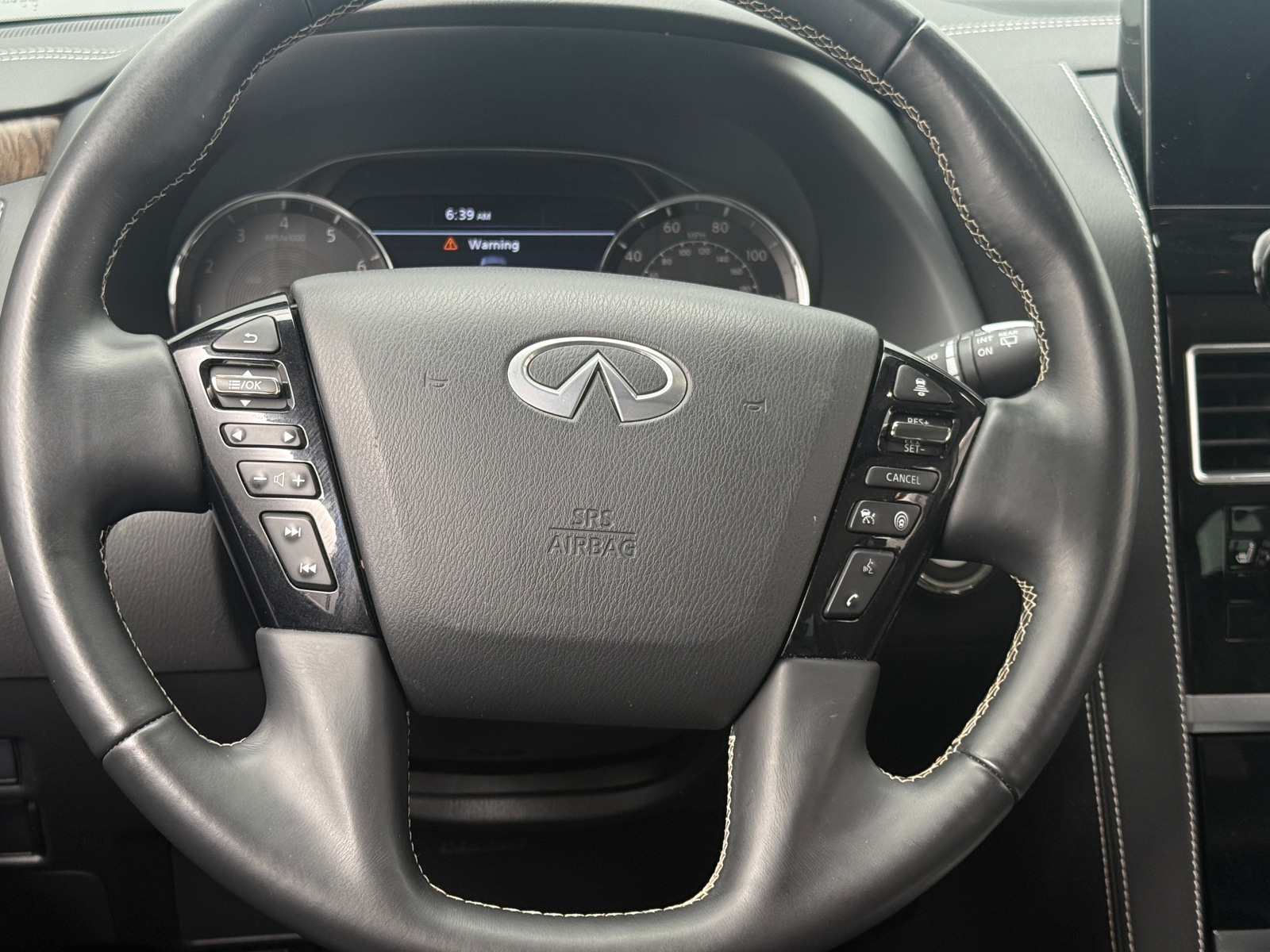 Thumbnail: 2023 INFINITI QX80 - 4