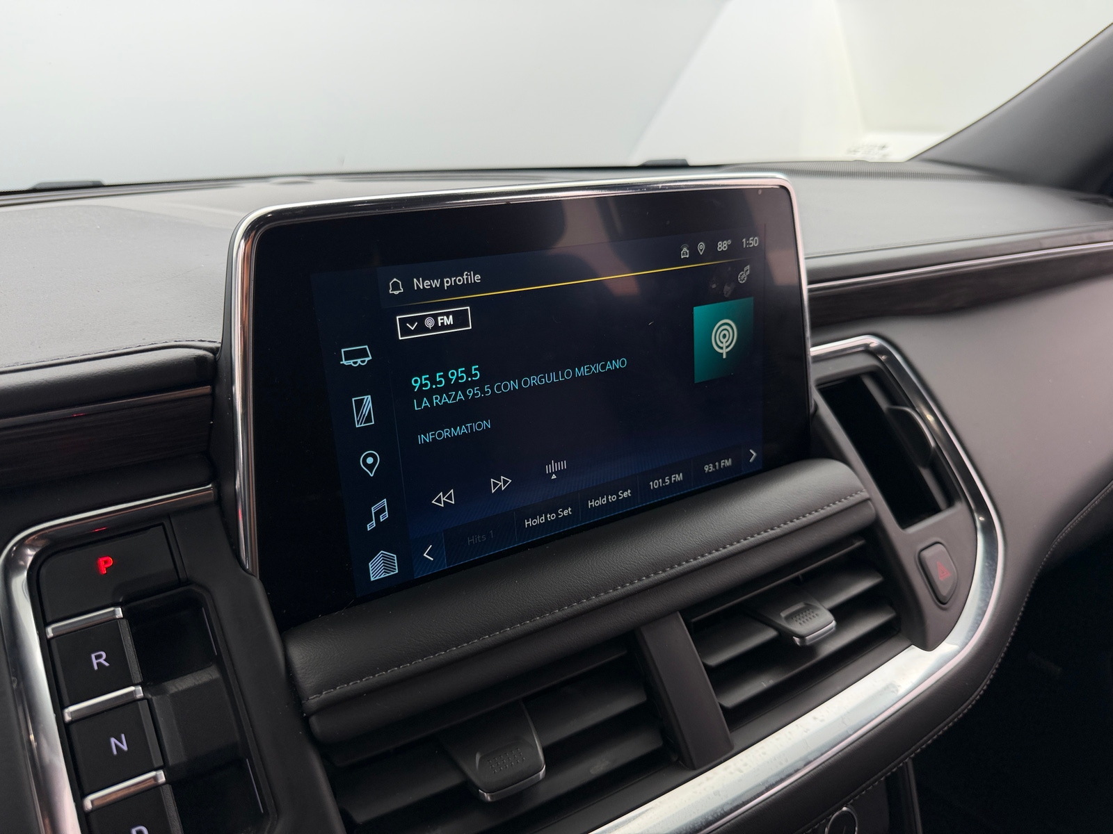 Thumbnail: 2023 Chevrolet Tahoe - 3