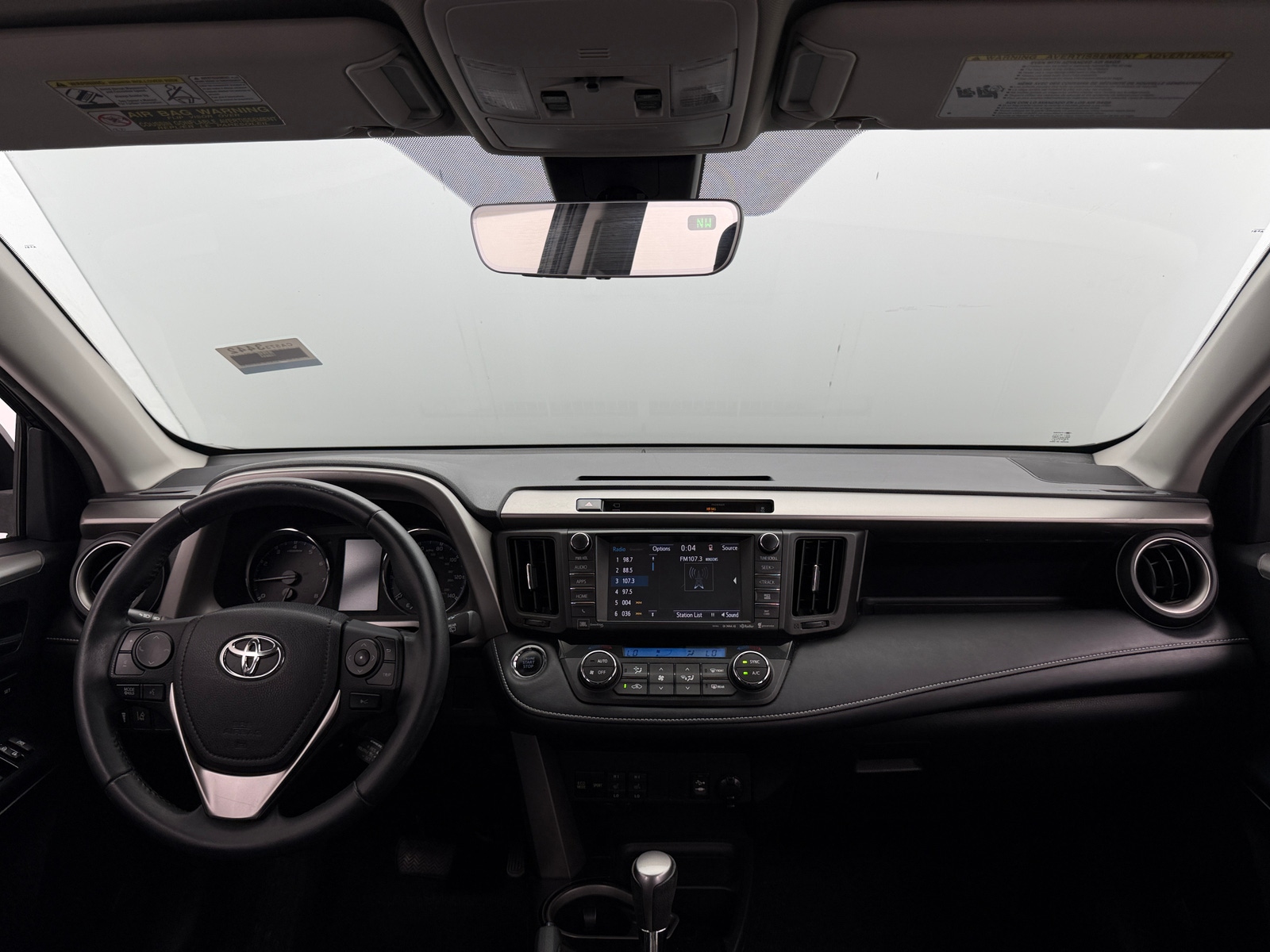 Thumbnail: 2016 Toyota RAV4 - 3
