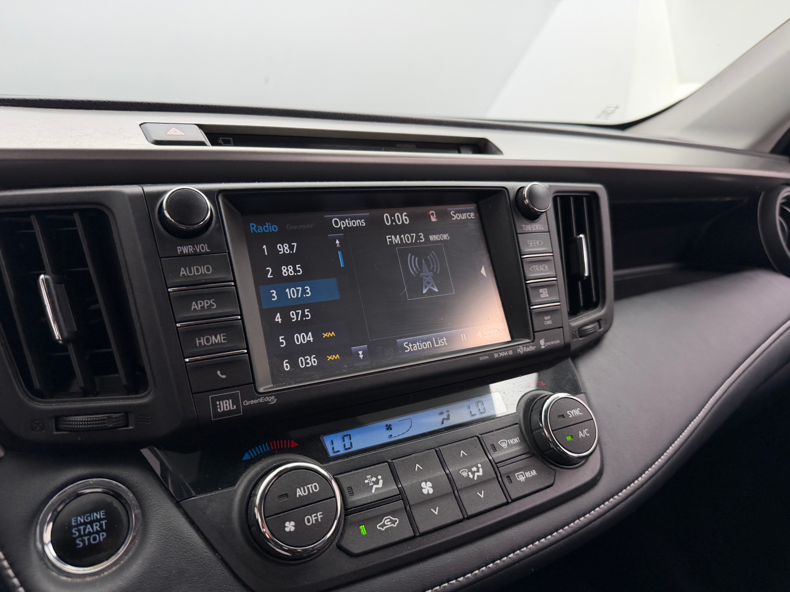 Thumbnail: 2016 Toyota RAV4 - 4