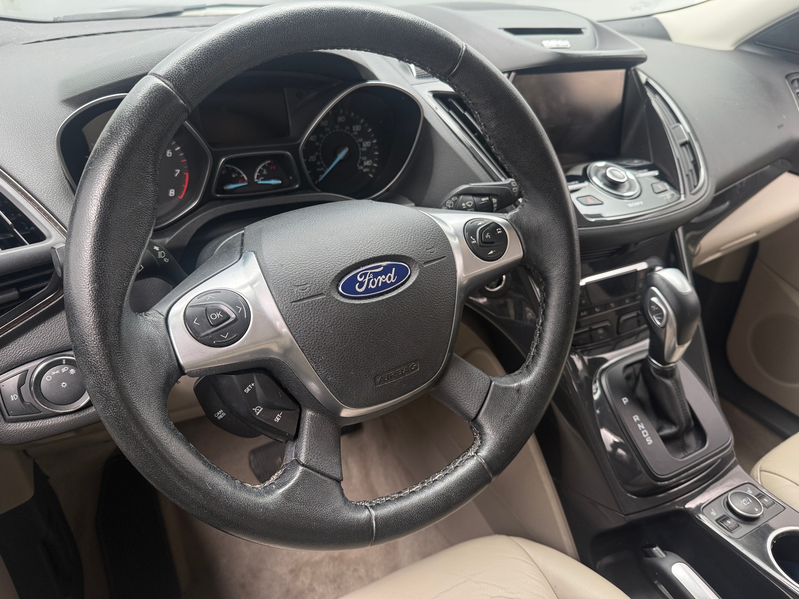 Thumbnail: 2015 Ford Escape - 4
