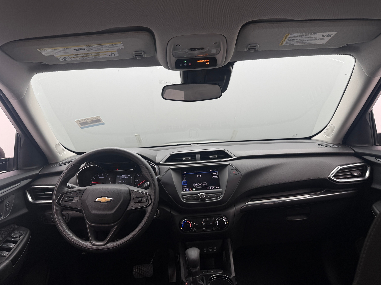 Thumbnail: 2023 Chevrolet TrailBlazer - 3