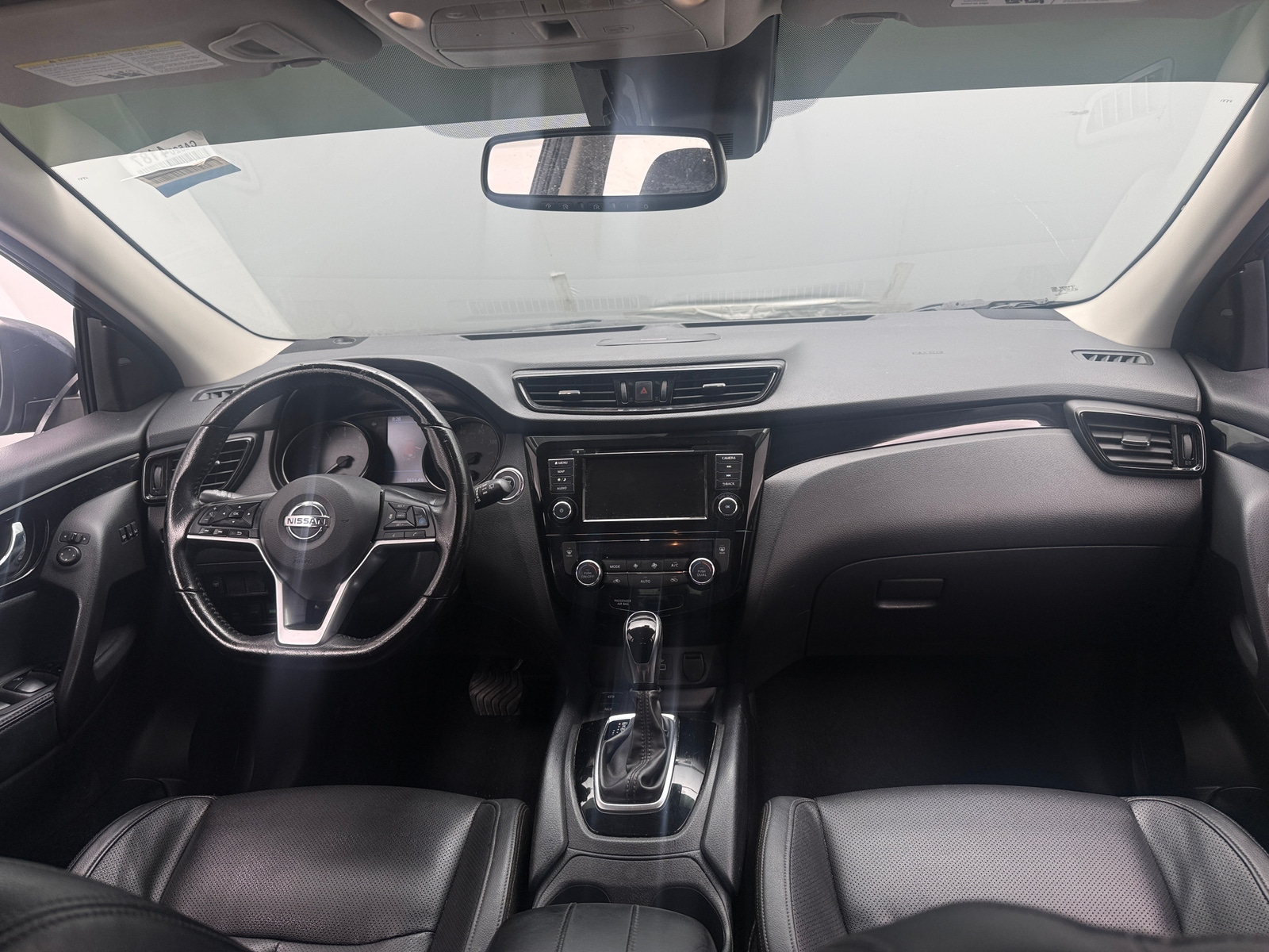 Thumbnail: 2022 Nissan Rogue Sport - 2