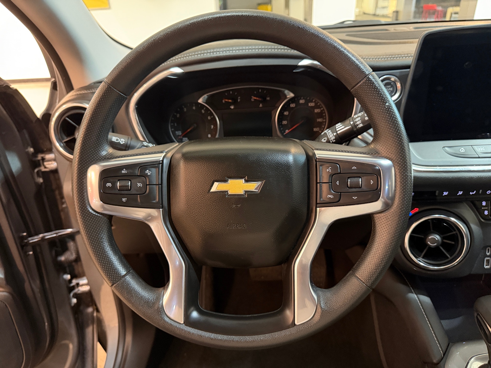 Thumbnail: 2026 Chevrolet Blazer - 5