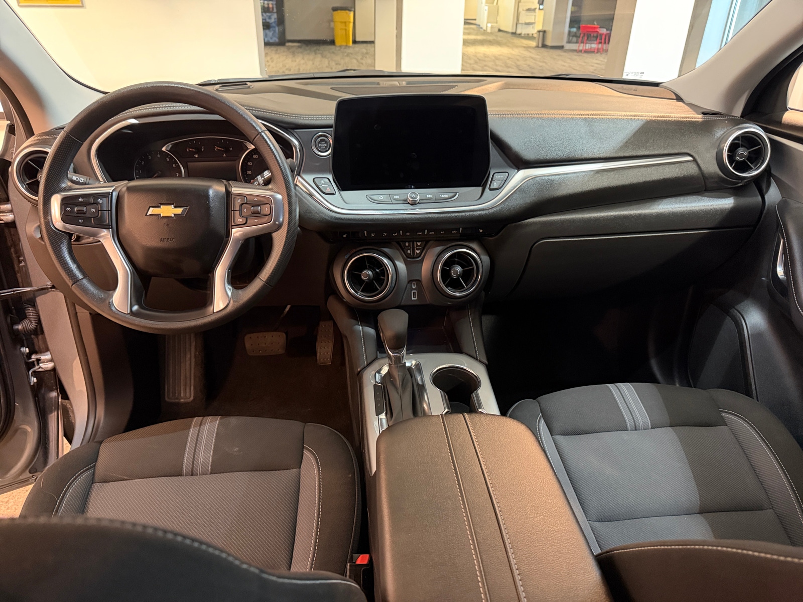 Thumbnail: 2026 Chevrolet Blazer - 3