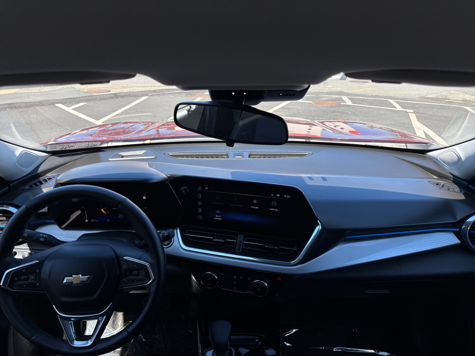 Thumbnail: 2025 Chevrolet Trax - 3