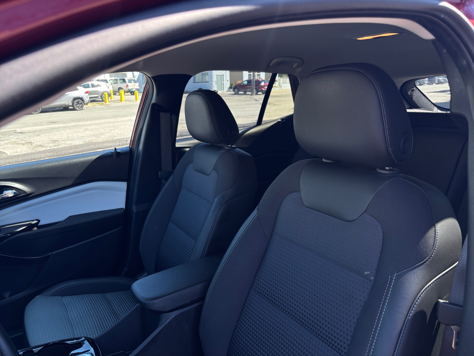 Thumbnail: 2025 Chevrolet Trax - 2