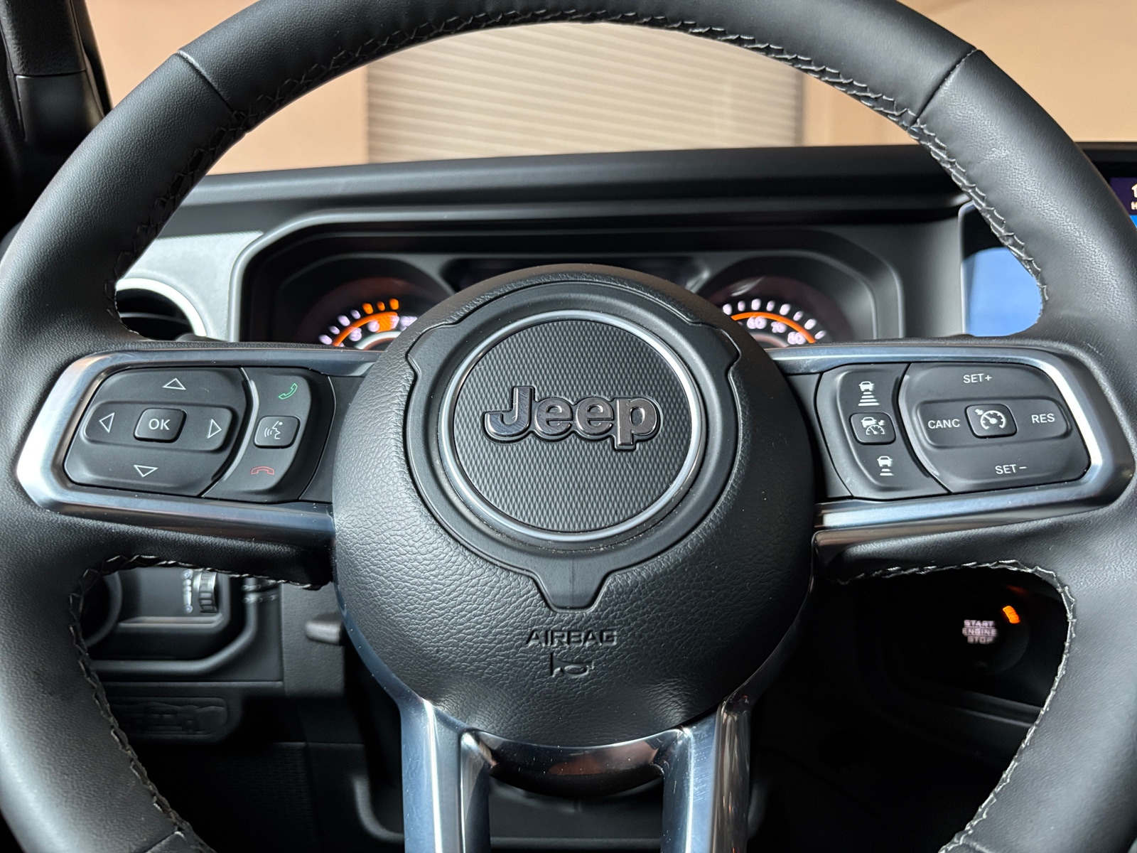 Thumbnail: 2025 Jeep Wrangler - 5