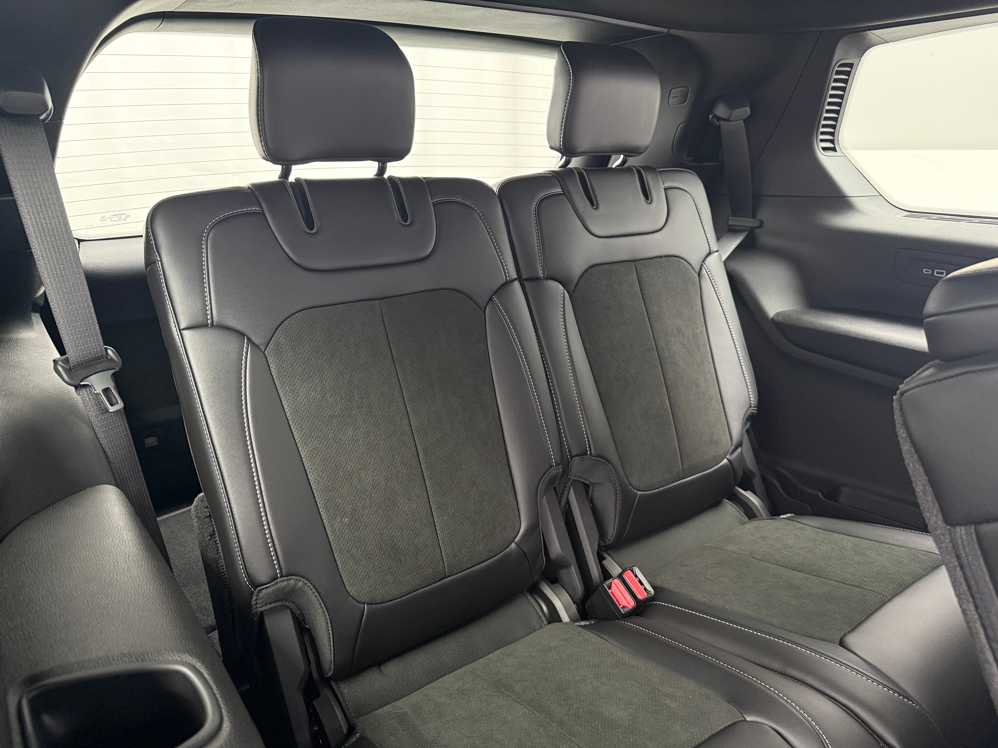 2027 Jeep Grand Cherokee L