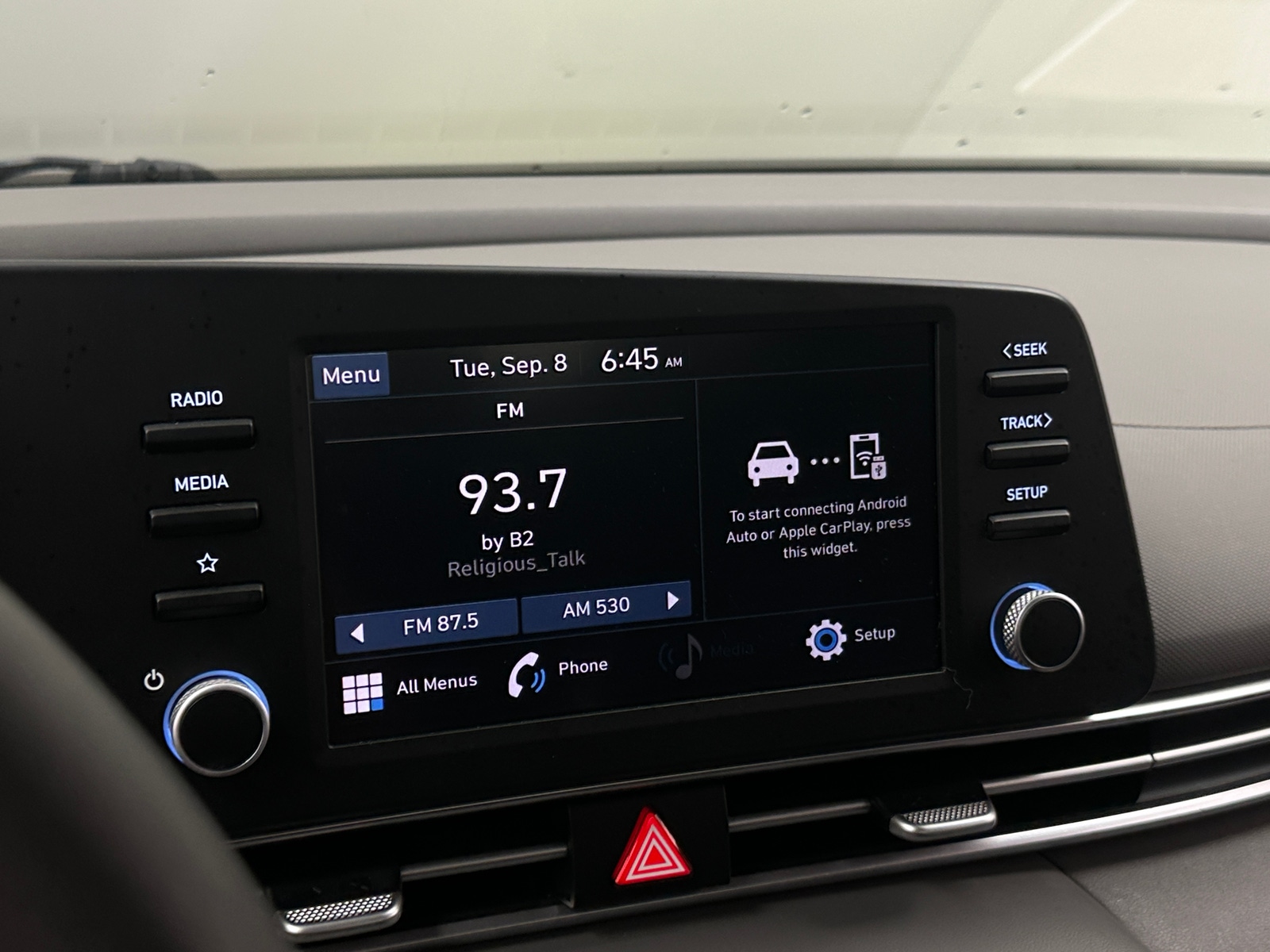 Thumbnail: 2022 Hyundai Elantra - 4