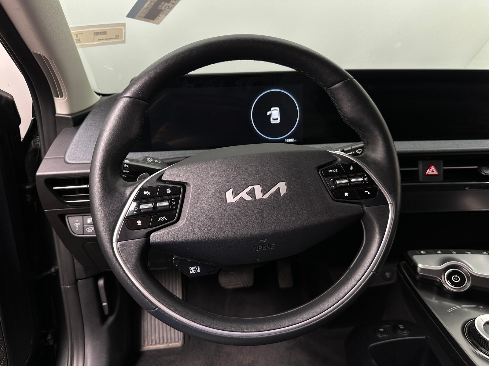 Thumbnail: 2024 Kia EV6 - 4