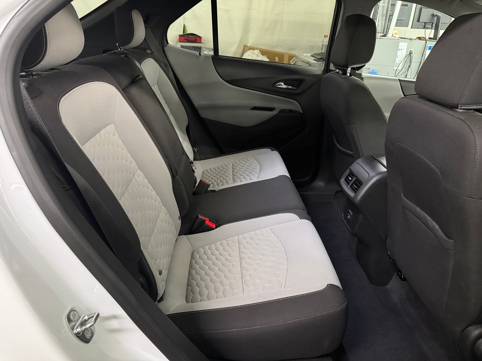 Thumbnail: 2020 Chevrolet Equinox - 6