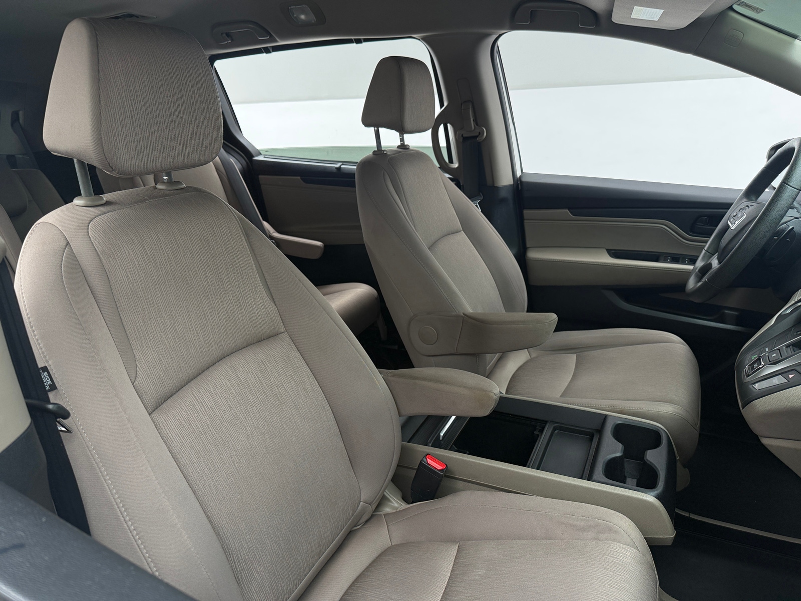 Thumbnail: 2019 Honda Odyssey - 2