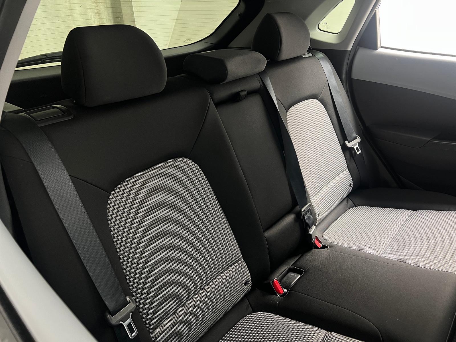 Thumbnail: 2020 Hyundai Kona - 6