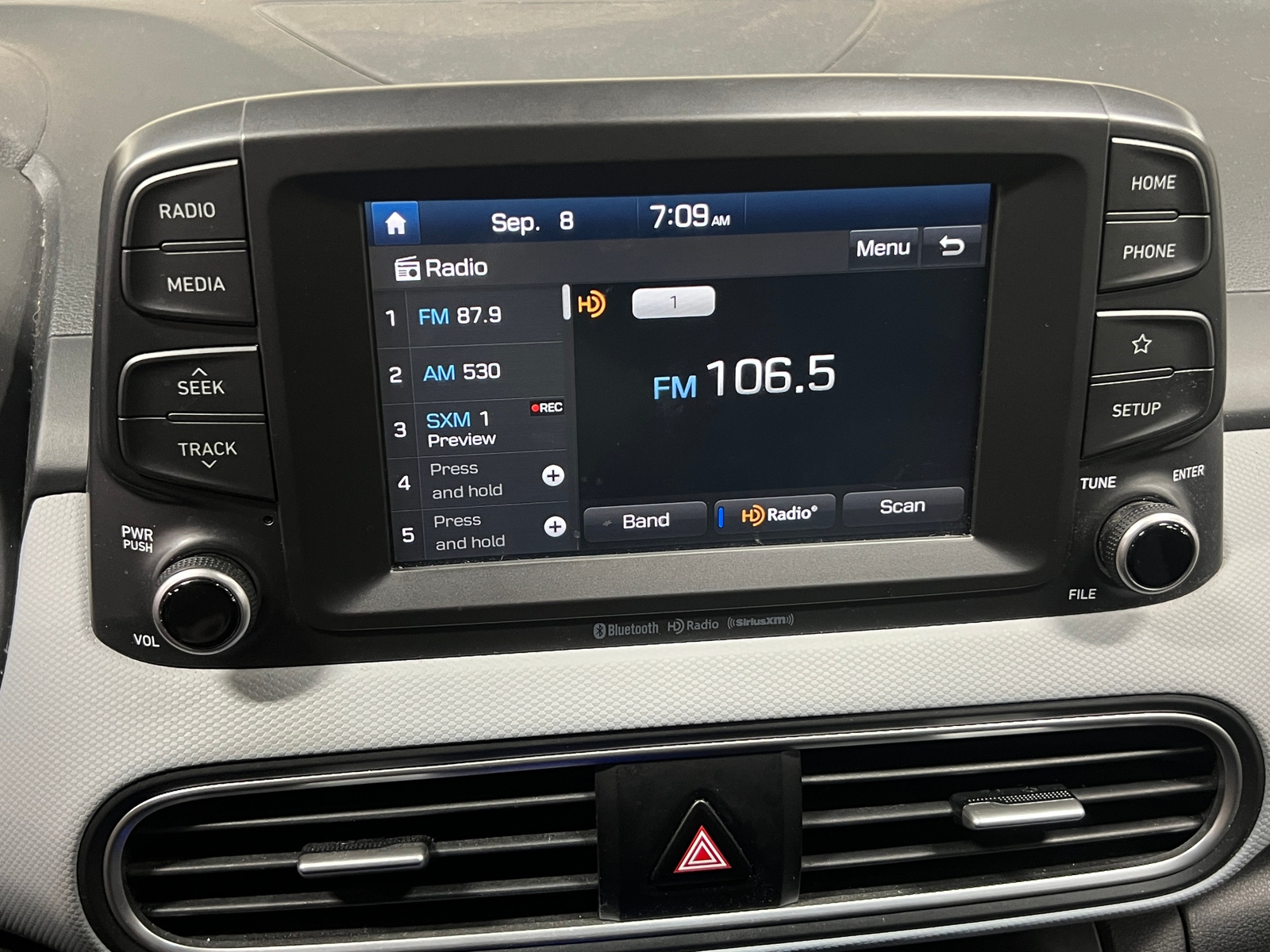Thumbnail: 2020 Hyundai Kona - 4