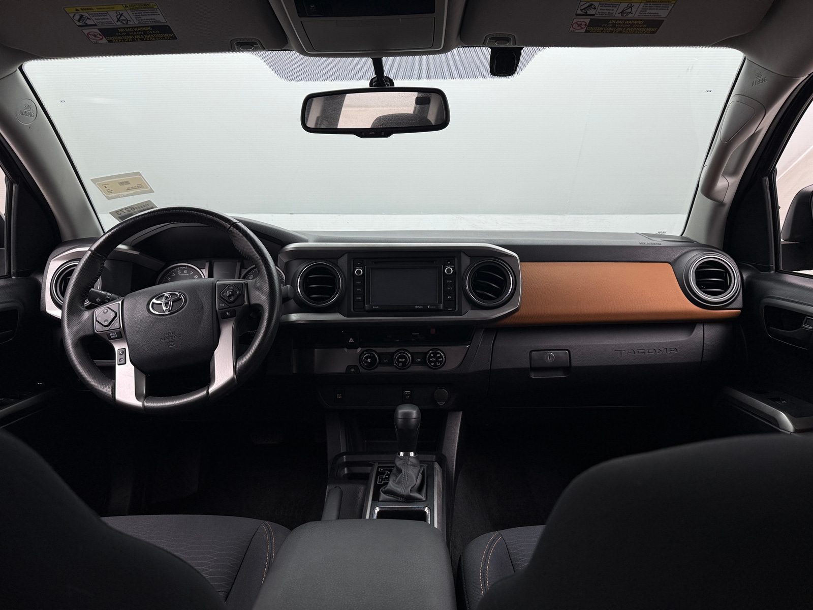 Thumbnail: 2017 Toyota Tacoma - 3