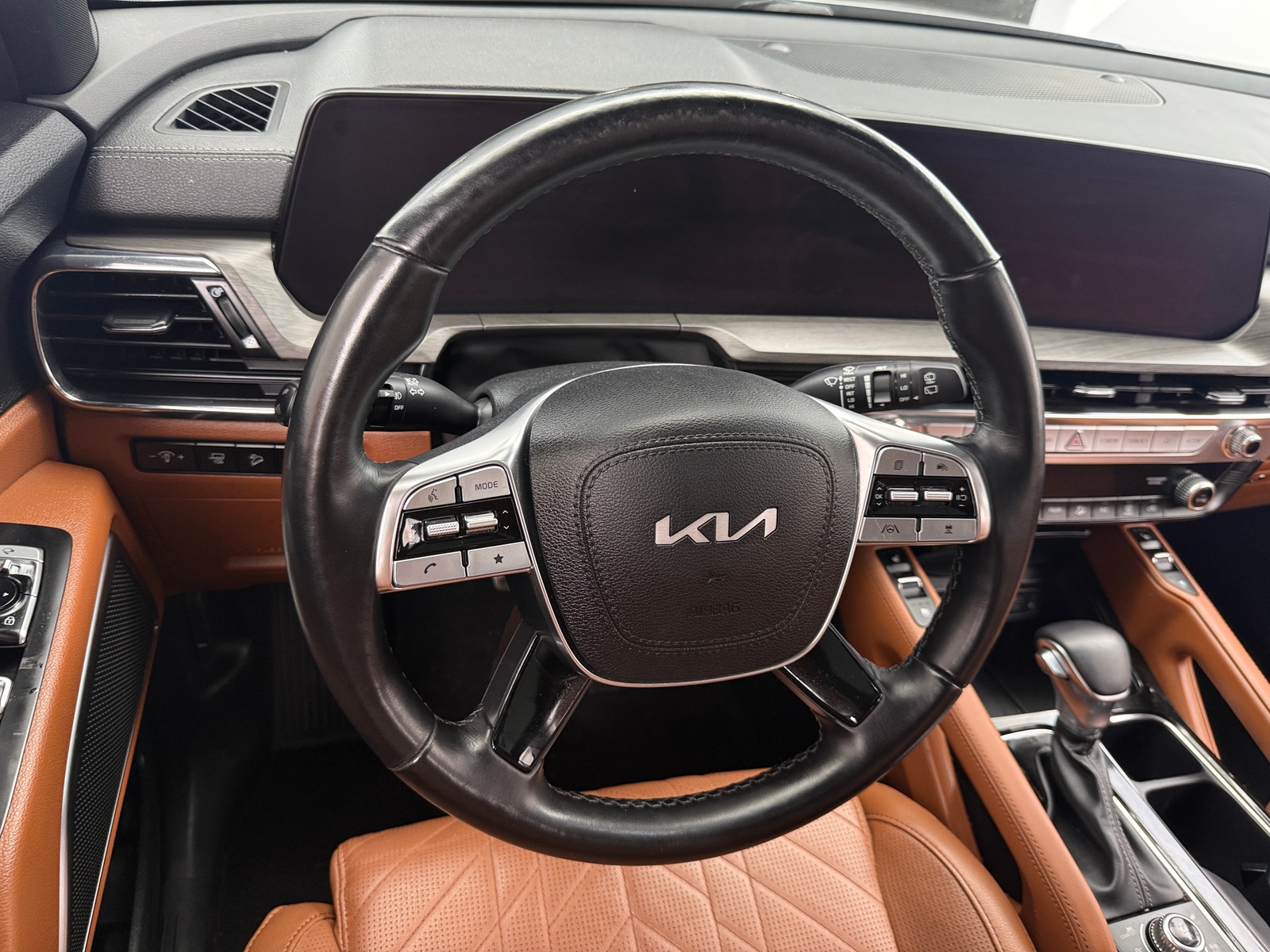 Thumbnail: 2023 Kia Telluride - 4