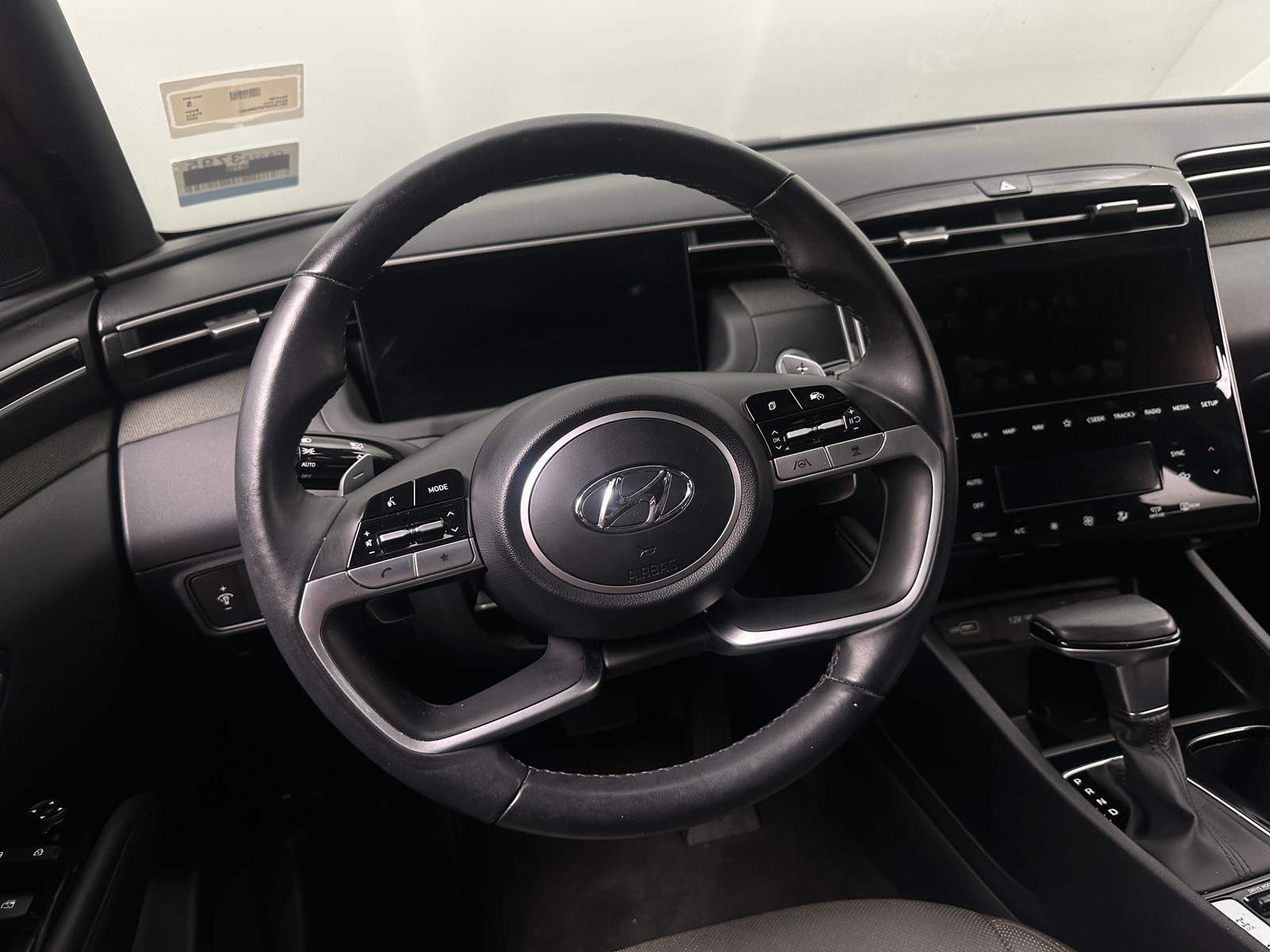 Thumbnail: 2023 Hyundai Santa Cruz - 4
