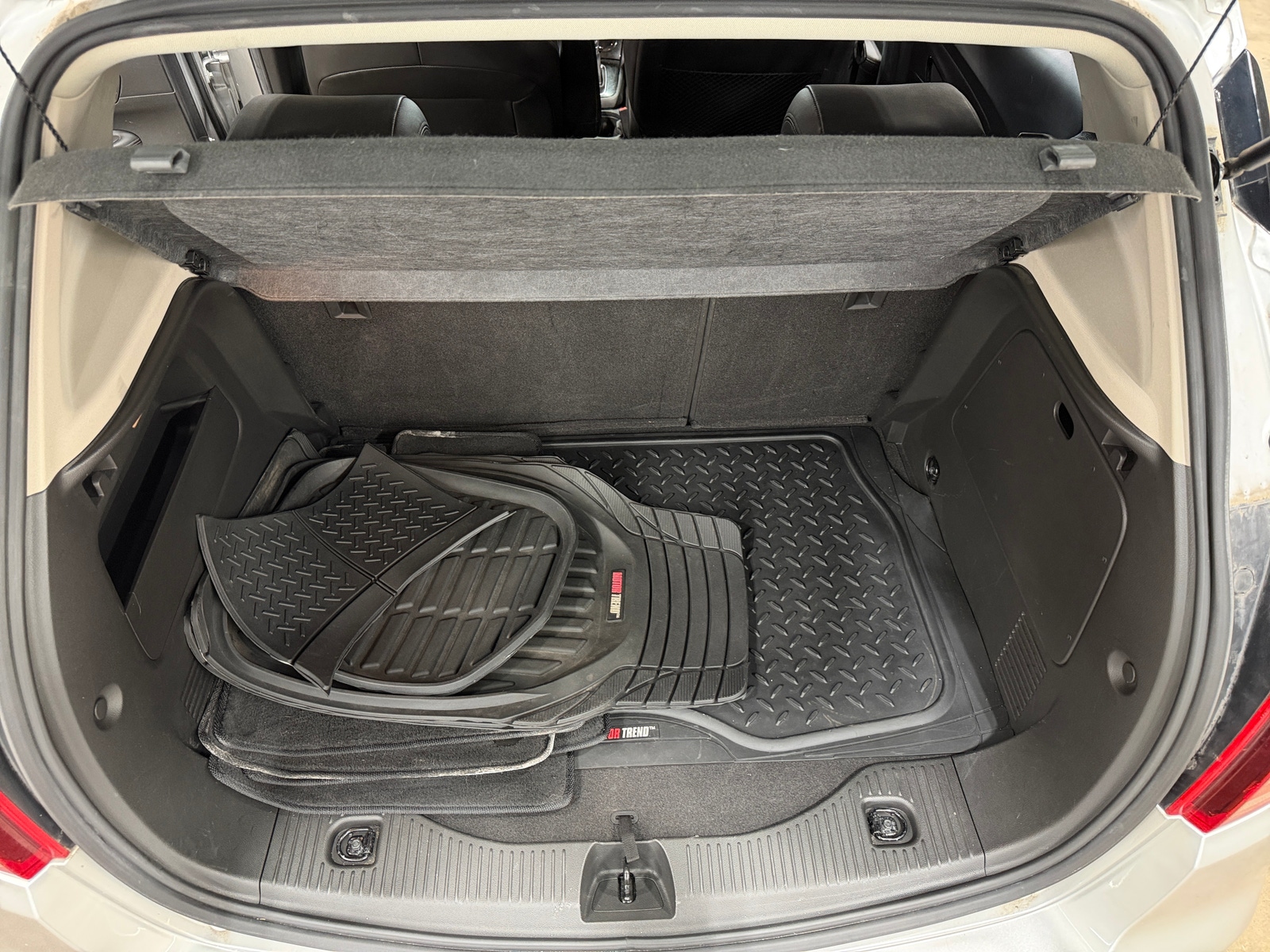 Thumbnail: 2018 Buick Encore - 6