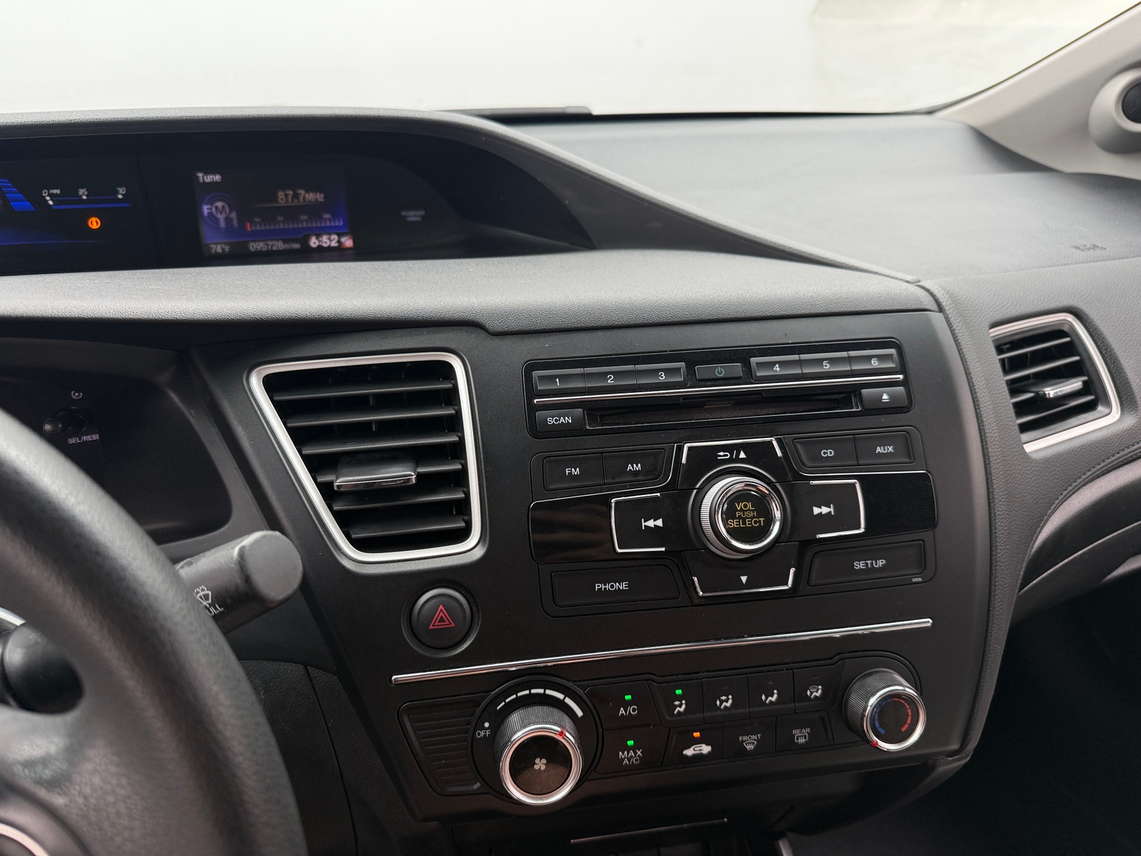 Thumbnail: 2015 Honda Civic - 3