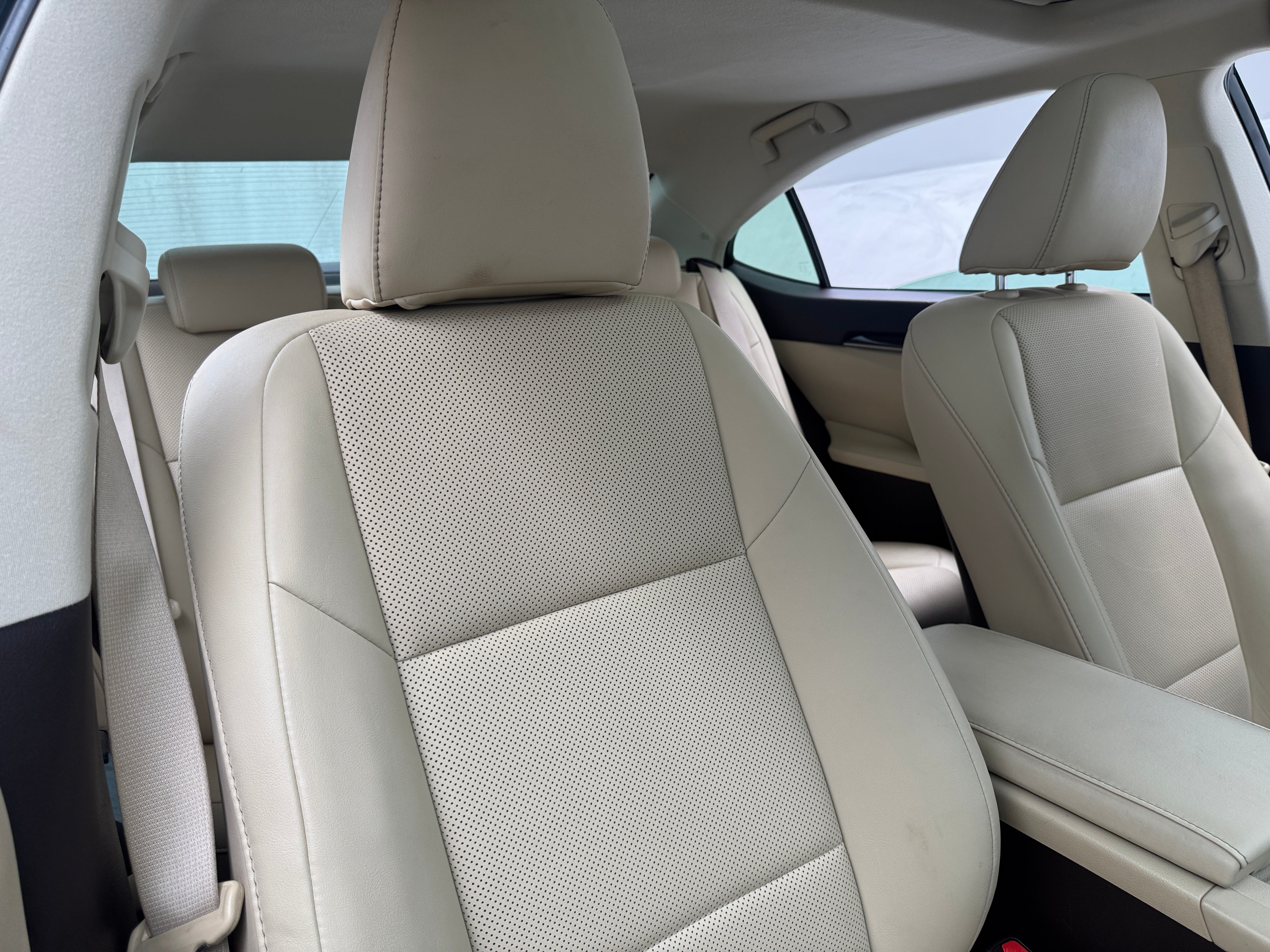 2017 Lexus ES