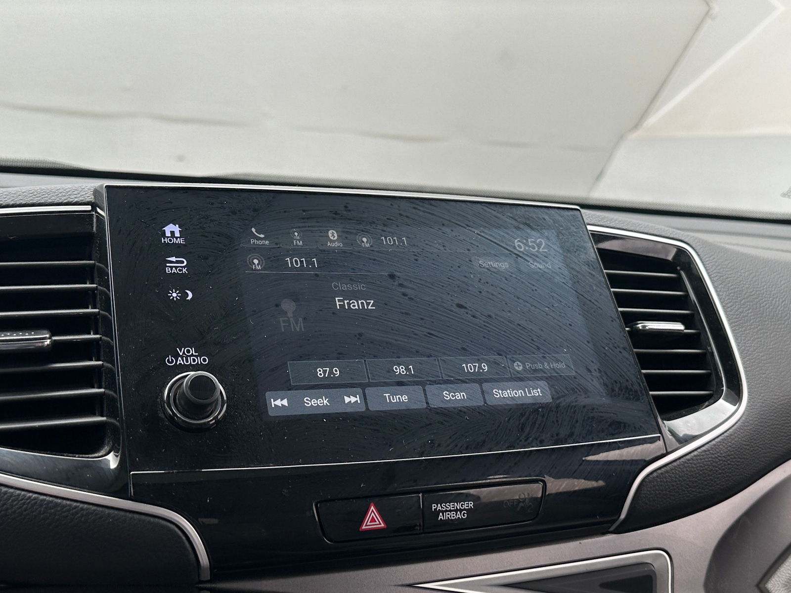 Thumbnail: 2019 Honda Pilot - 3