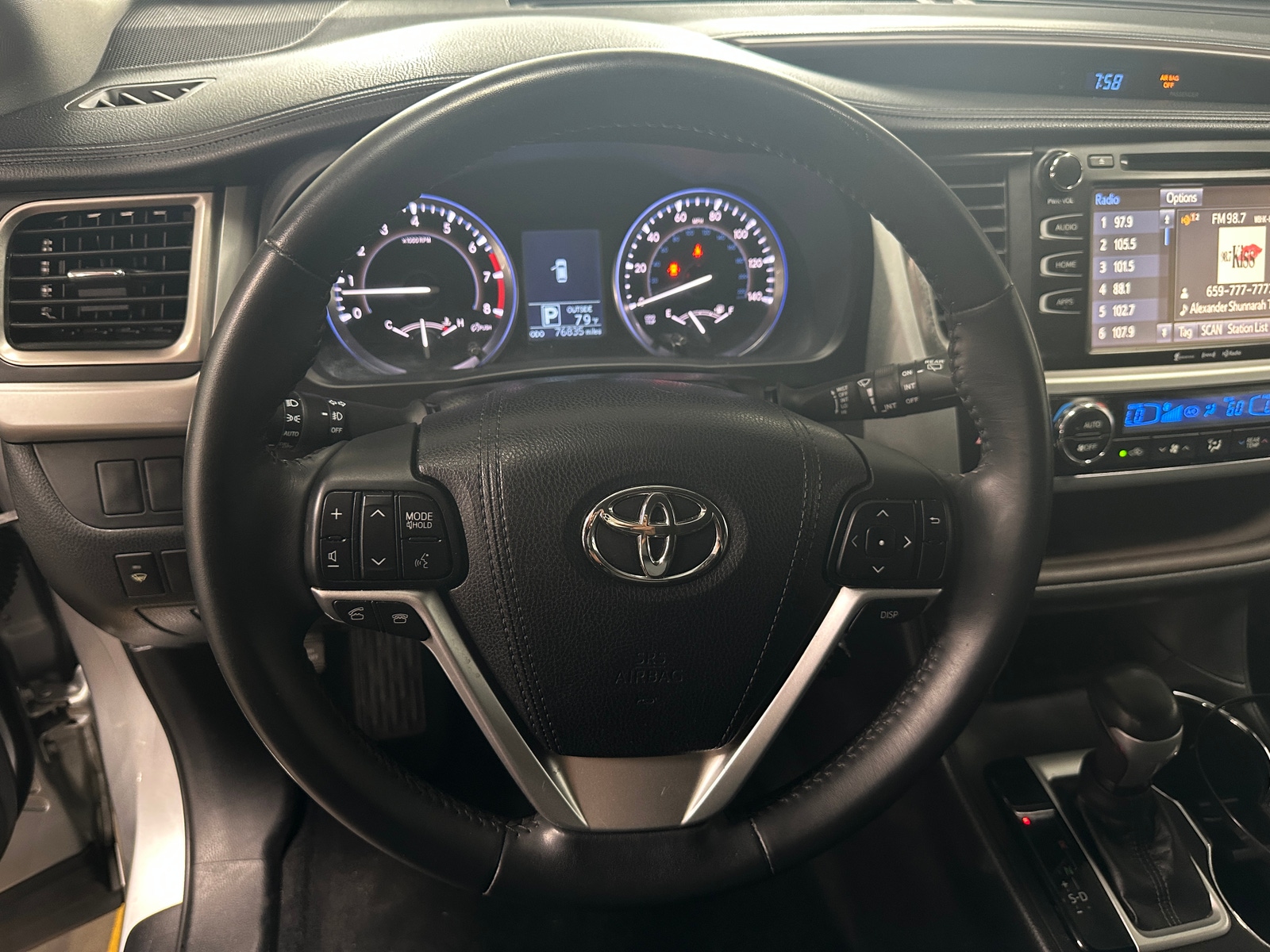 Thumbnail: 2016 Toyota Highlander - 4