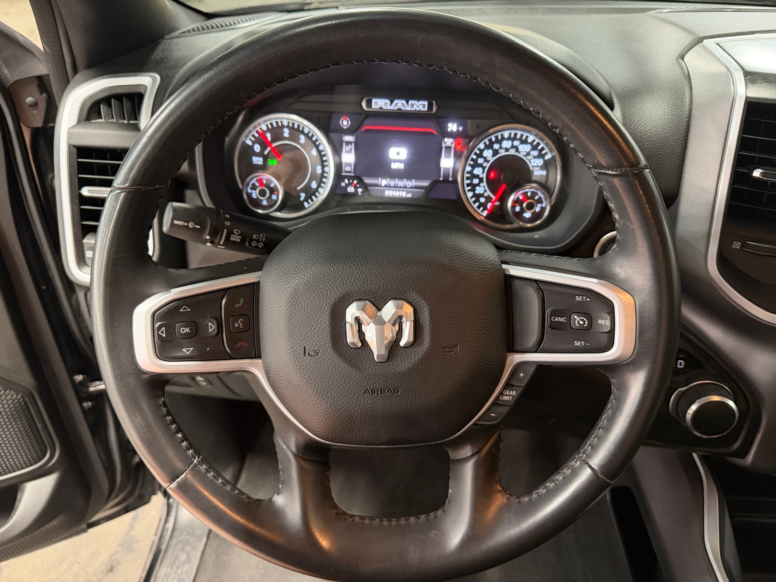 Thumbnail: 2022 RAM 1500 - 5