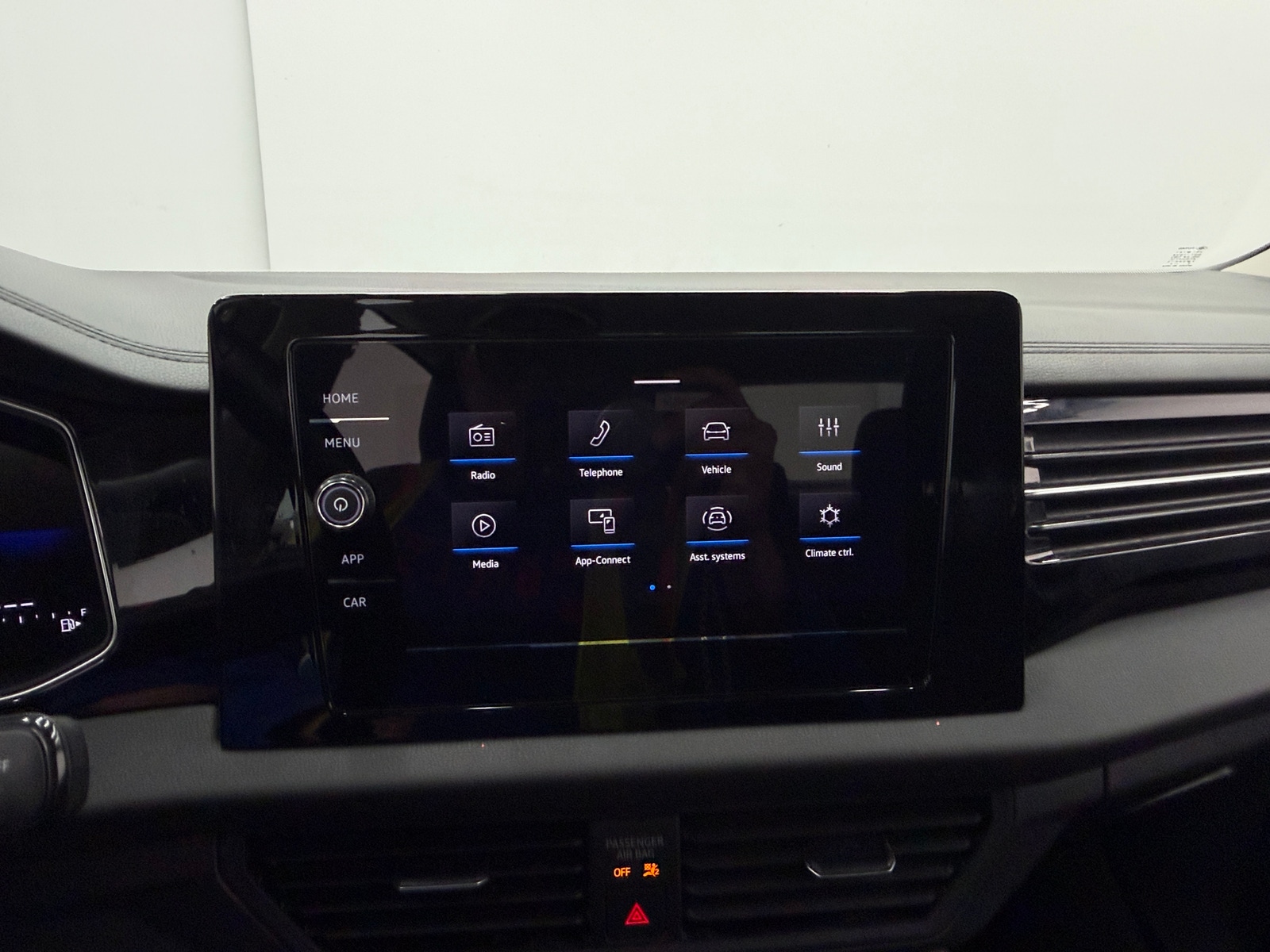 Thumbnail: 2025 Volkswagen Jetta - 4
