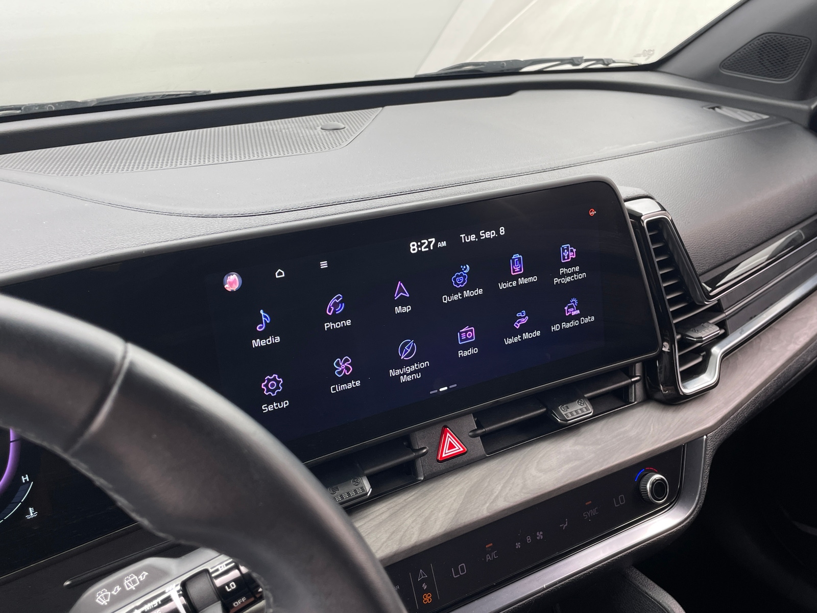 Thumbnail: 2023 Kia Sportage - 3
