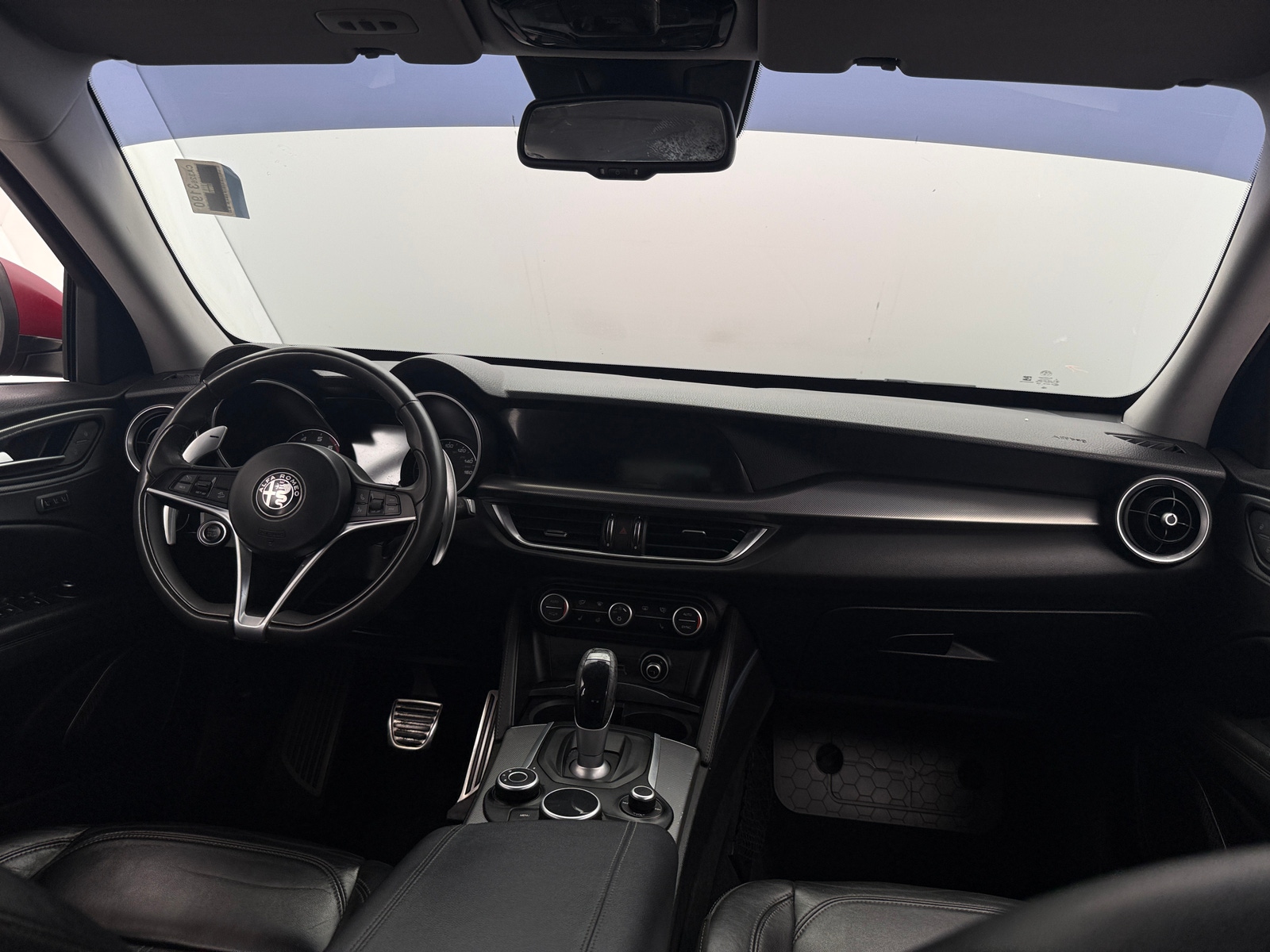 Thumbnail: 2018 Alfa Romeo Stelvio - 2
