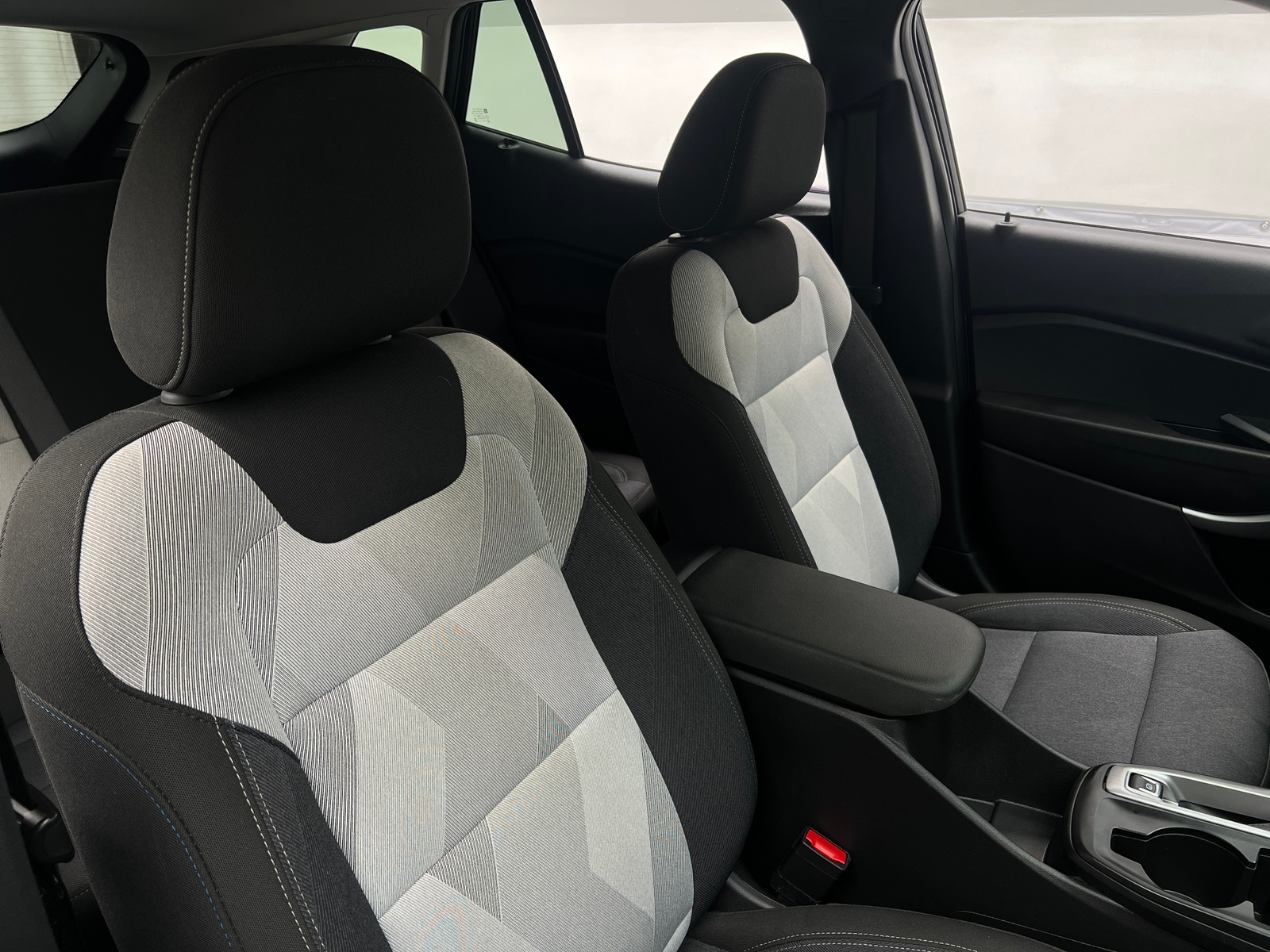 Thumbnail: 2024 Chevrolet Trax - 2