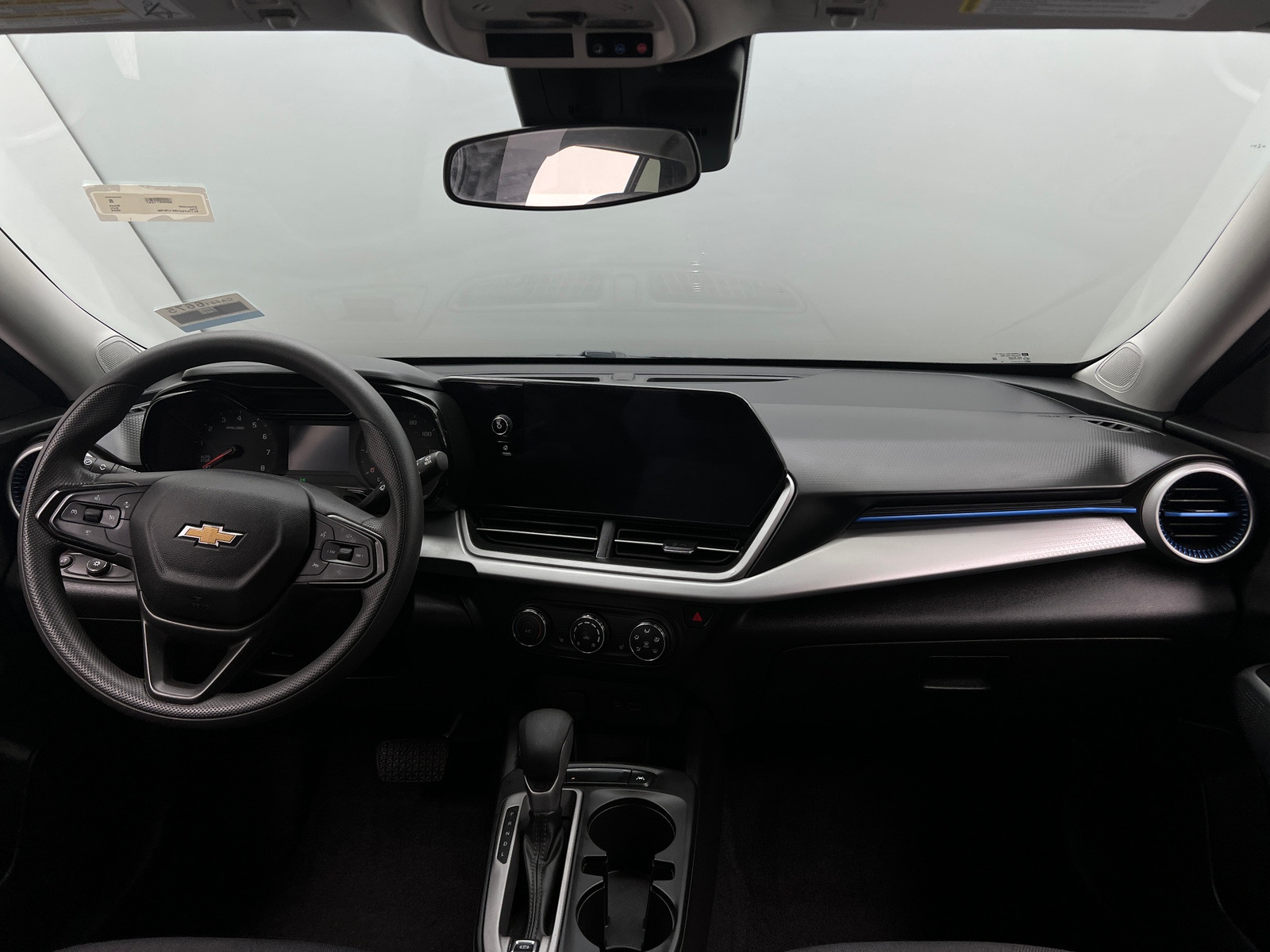 Thumbnail: 2024 Chevrolet Trax - 3