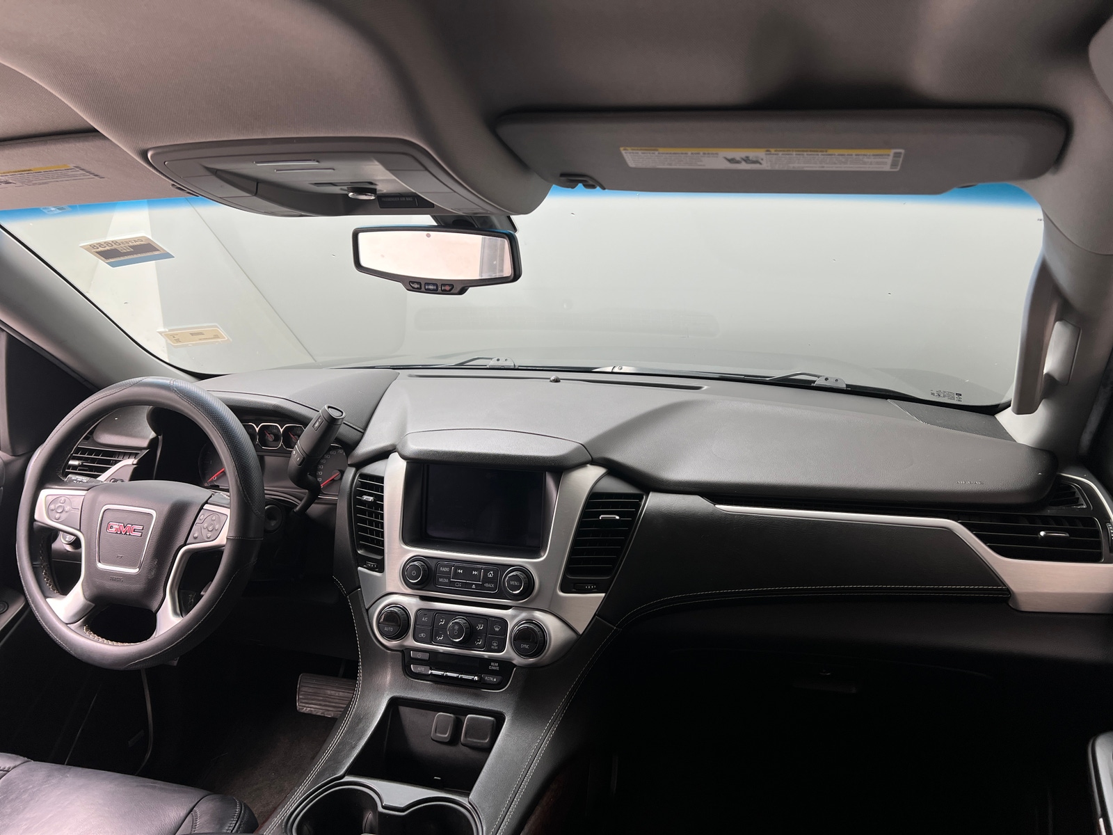 Thumbnail: 2018 GMC Yukon - 3